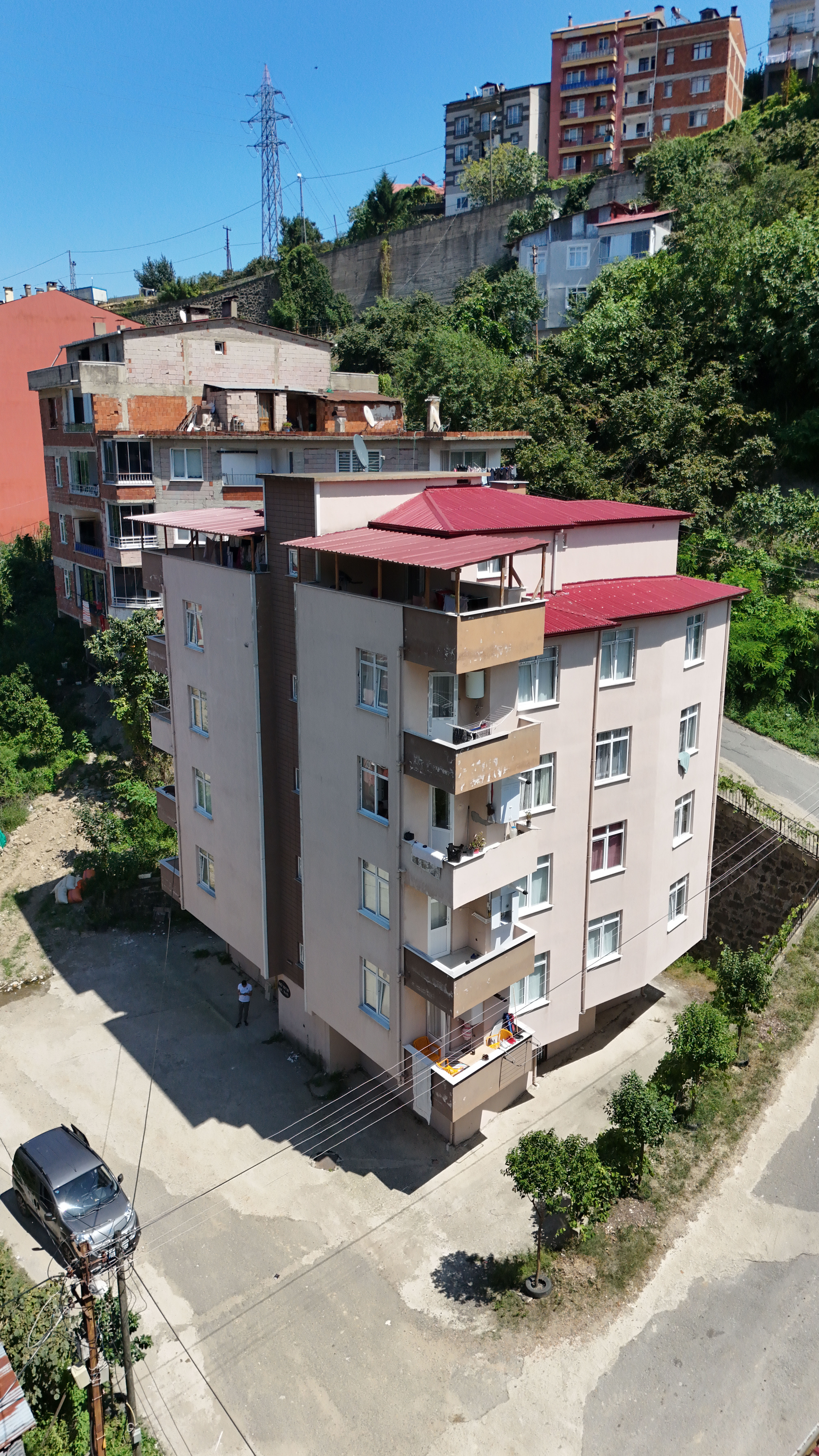 ÇITLAKKALE 1. KAT HACI HATUN APT