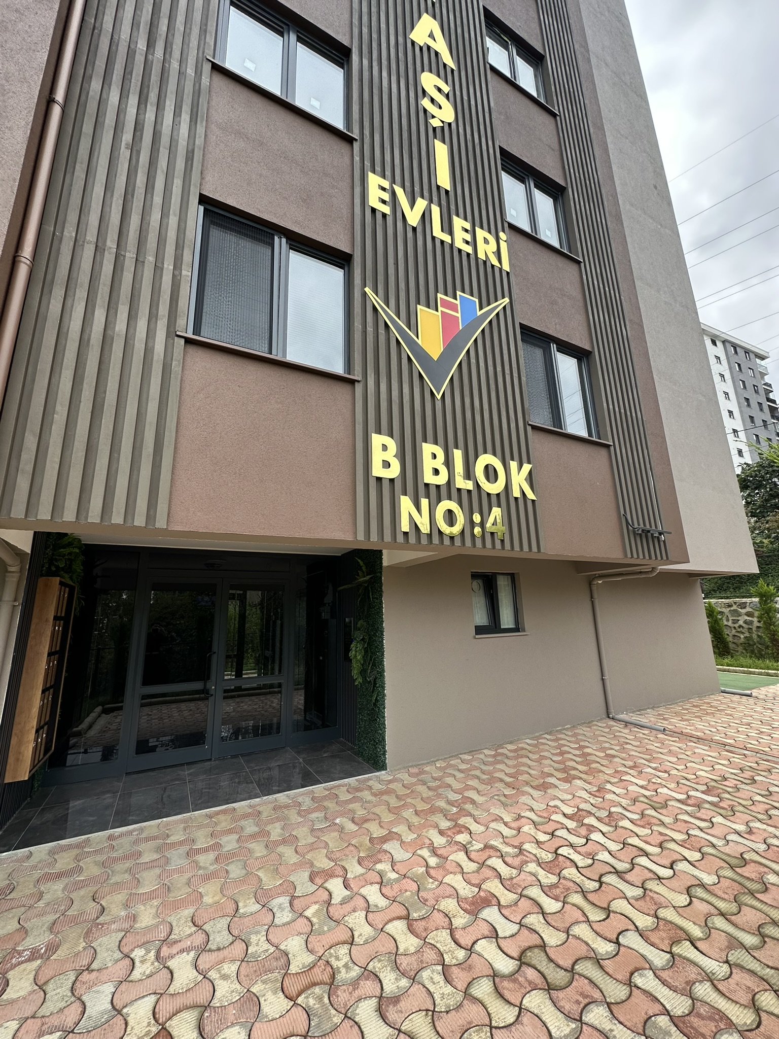 NİŞANTAŞI GİRİŞ KAT KİRALIK 2+1