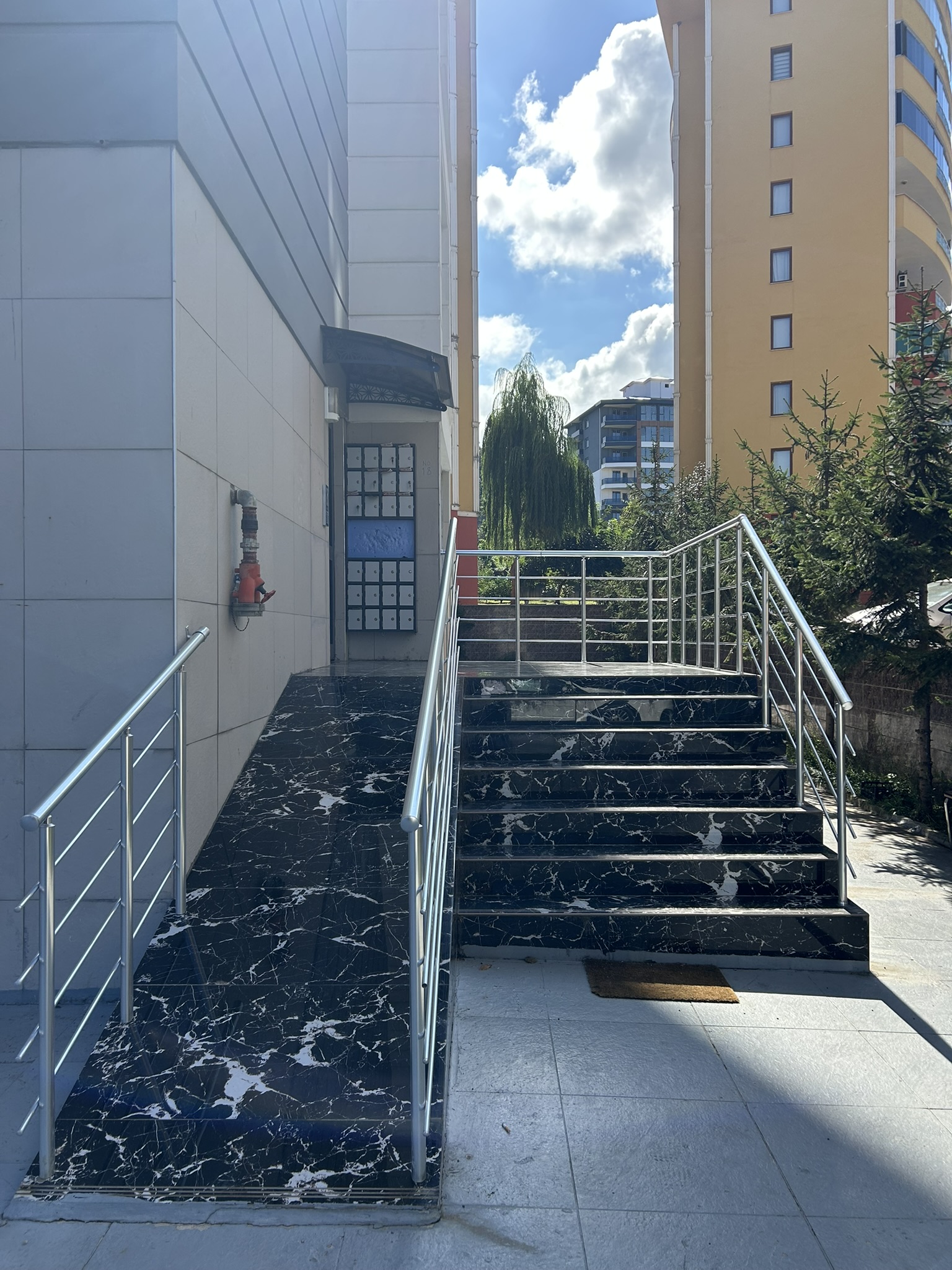 ERİKLİMAN MAHALLESİ KİRALIIK DAİRE