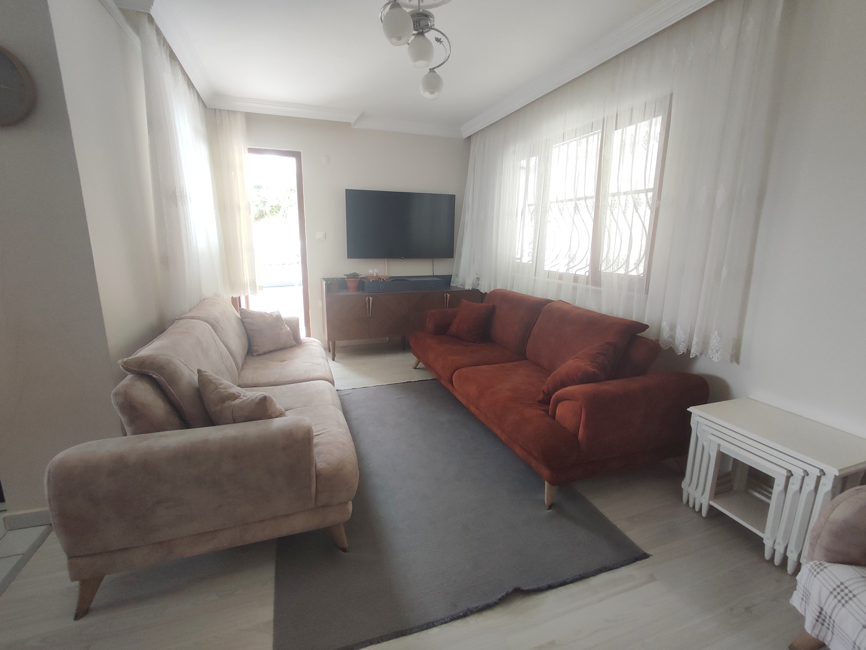 AKÇAABAT YAYLACIK MAH. MERKEZİ KONUMDA SATILIK DAİRE