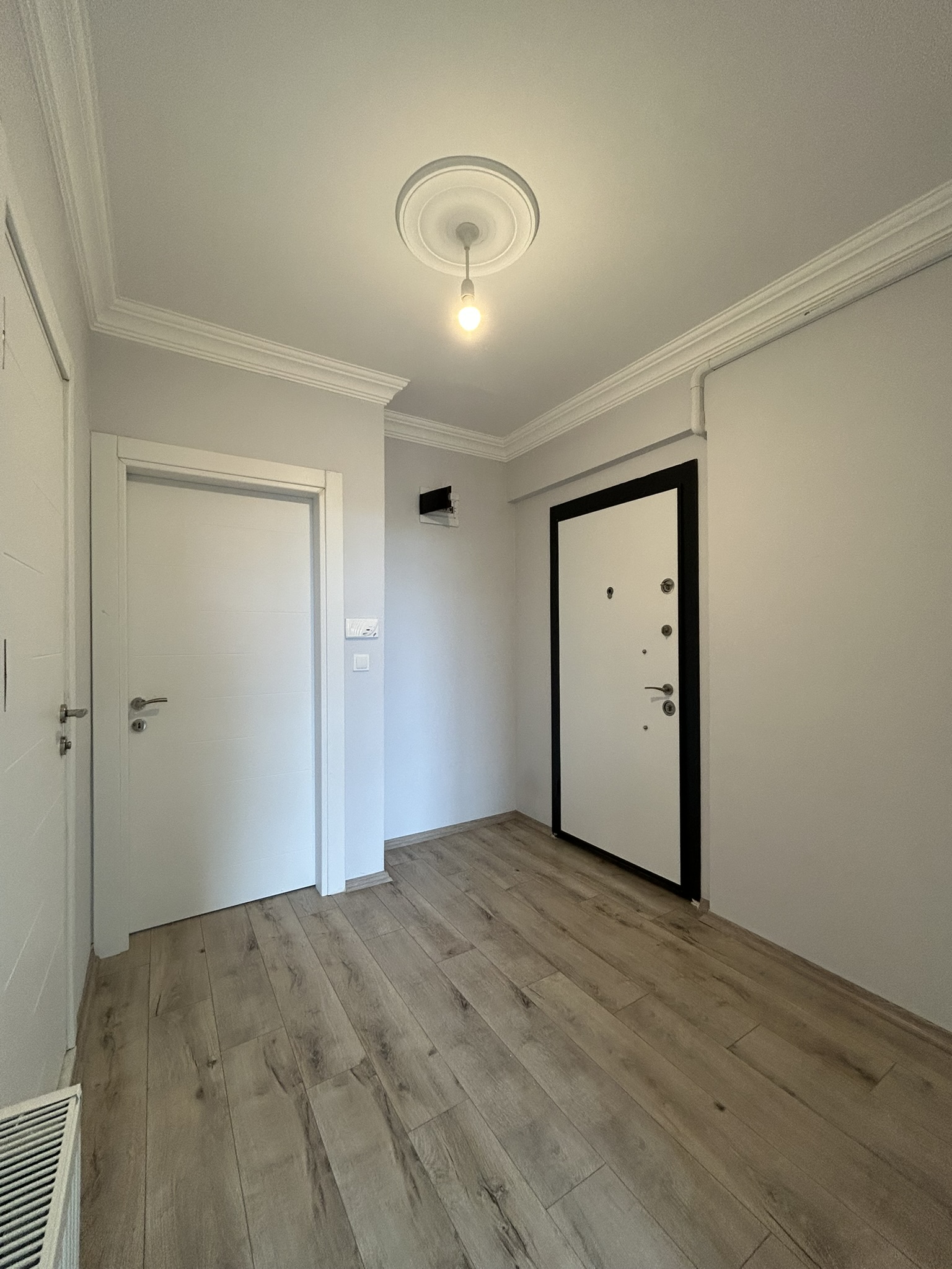 Gaziler Mahallesi Cami karşısı kiralık 2+1