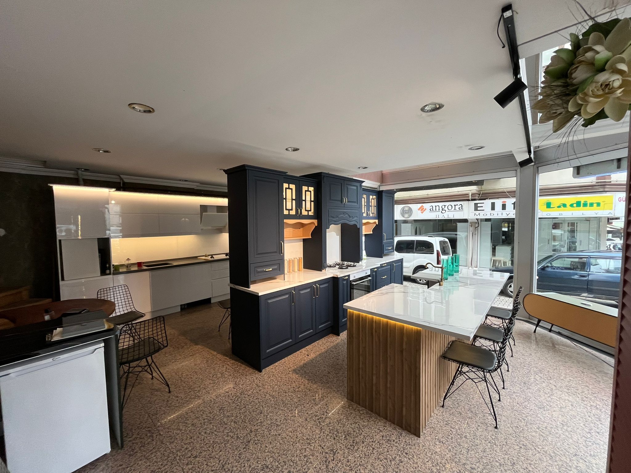 TRABZON ARSİNDE FIRSAT DÜKKAN