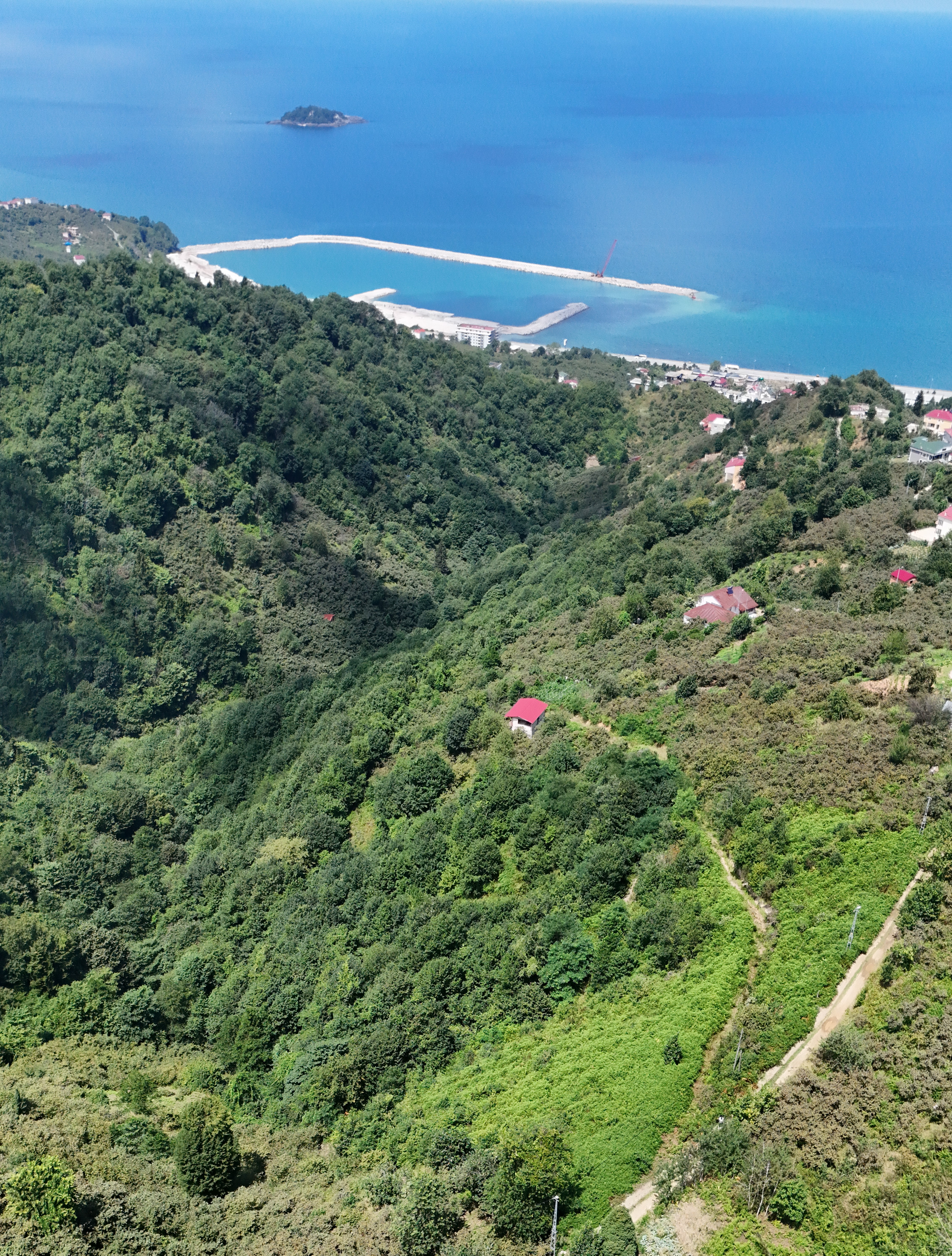 MABEL GAYRİMENKUL KEŞAP GÜNEYKÖY DENİZ MANZARALI VİLLALIK BAHÇE