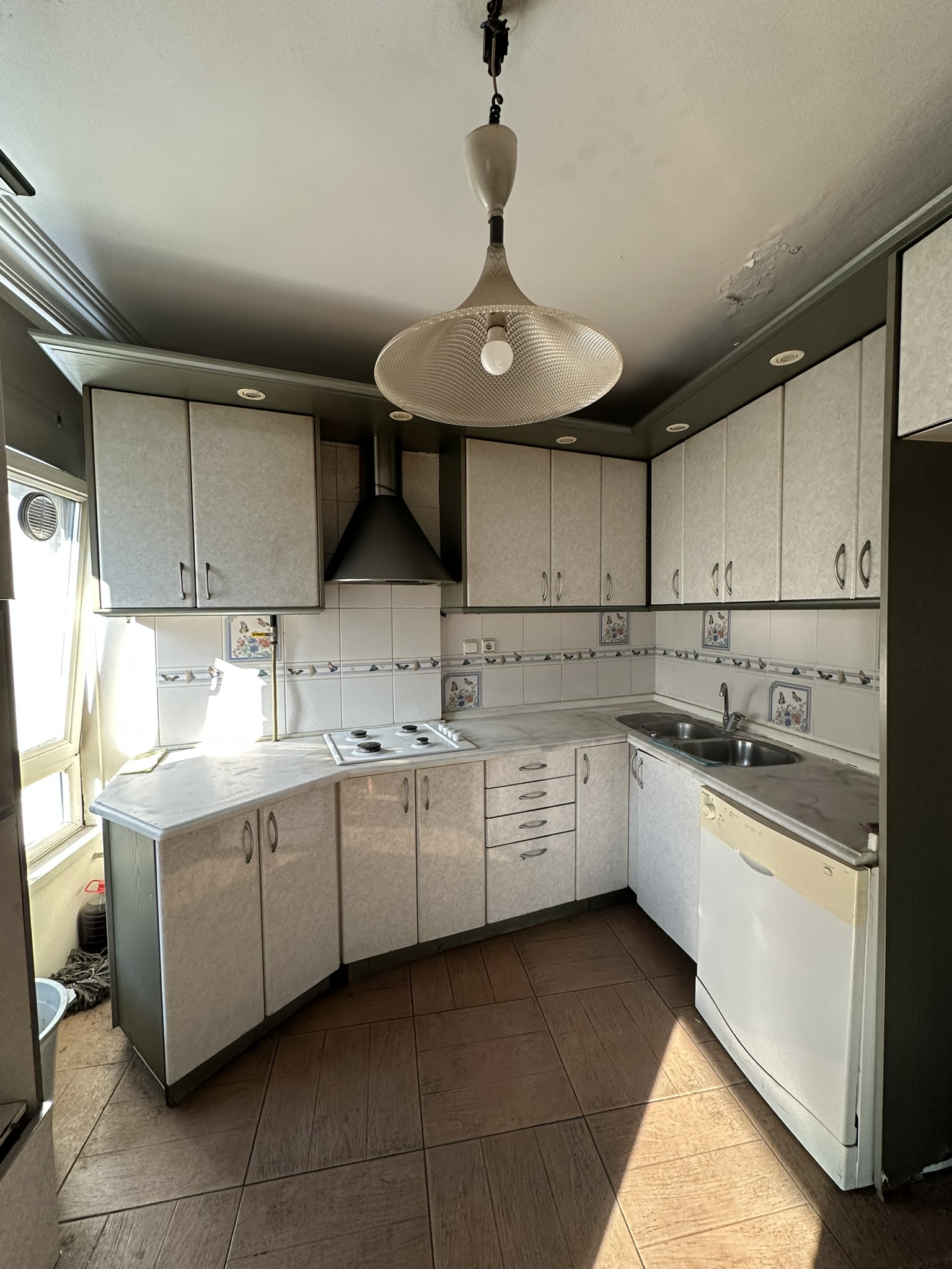 GAZİ CADDESİ BİTAT DÖNER ÜSTÜ TRİPLEKS OFİS