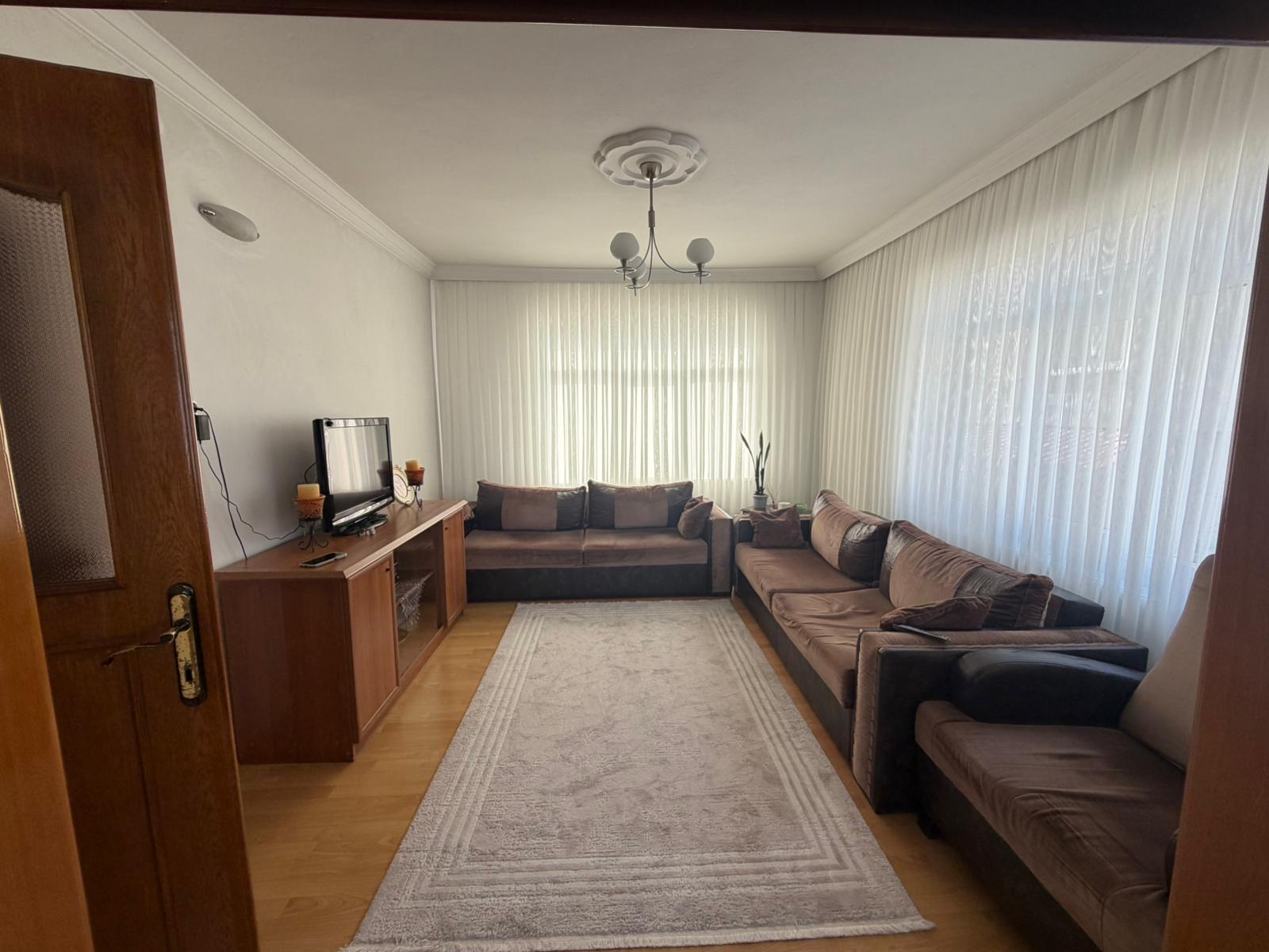 MABELDEN MEYDANA YÜRÜME MESAFESİNDE DOĞALGAZLI DAİRE