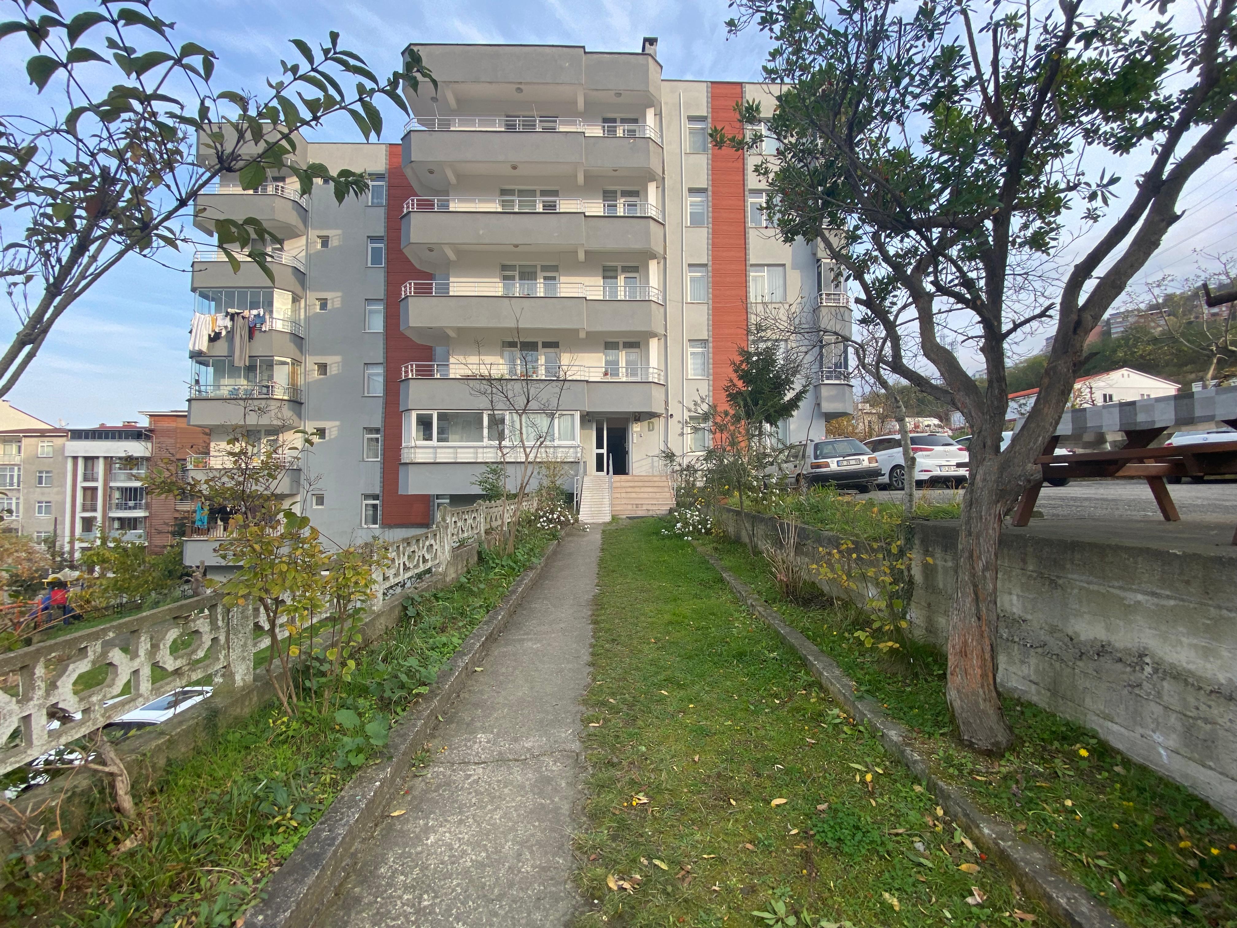 MABEL GAYRİMENKUL TEYYAREDÜZÜ MAH.SİTE İÇERSİNDE SATILIK DAİRE