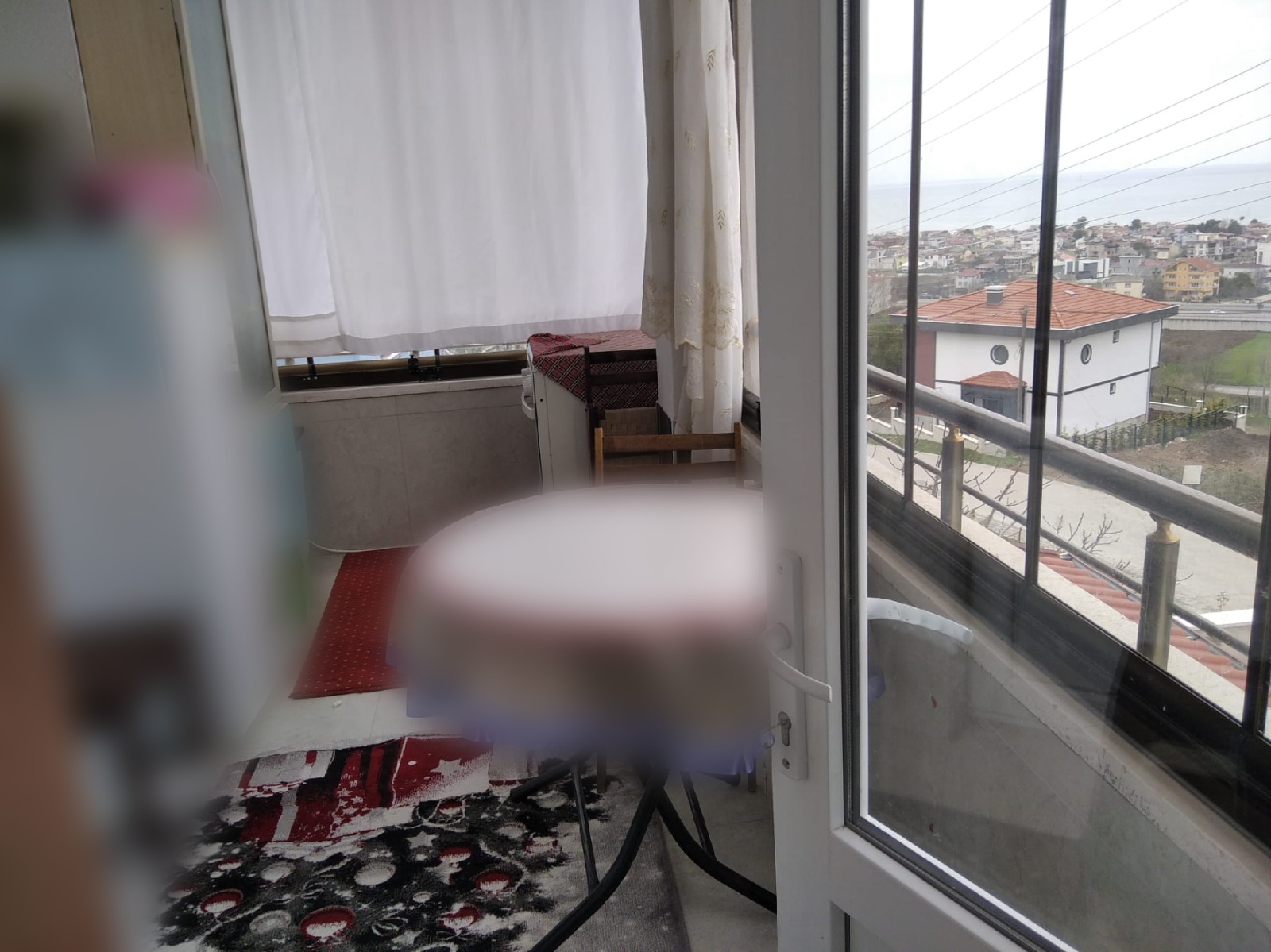 SAMSUN ATAKUM ÇAKIRLARDA DENİZ MANZARALI 3KATLI MÜSTAKİL VİLLA