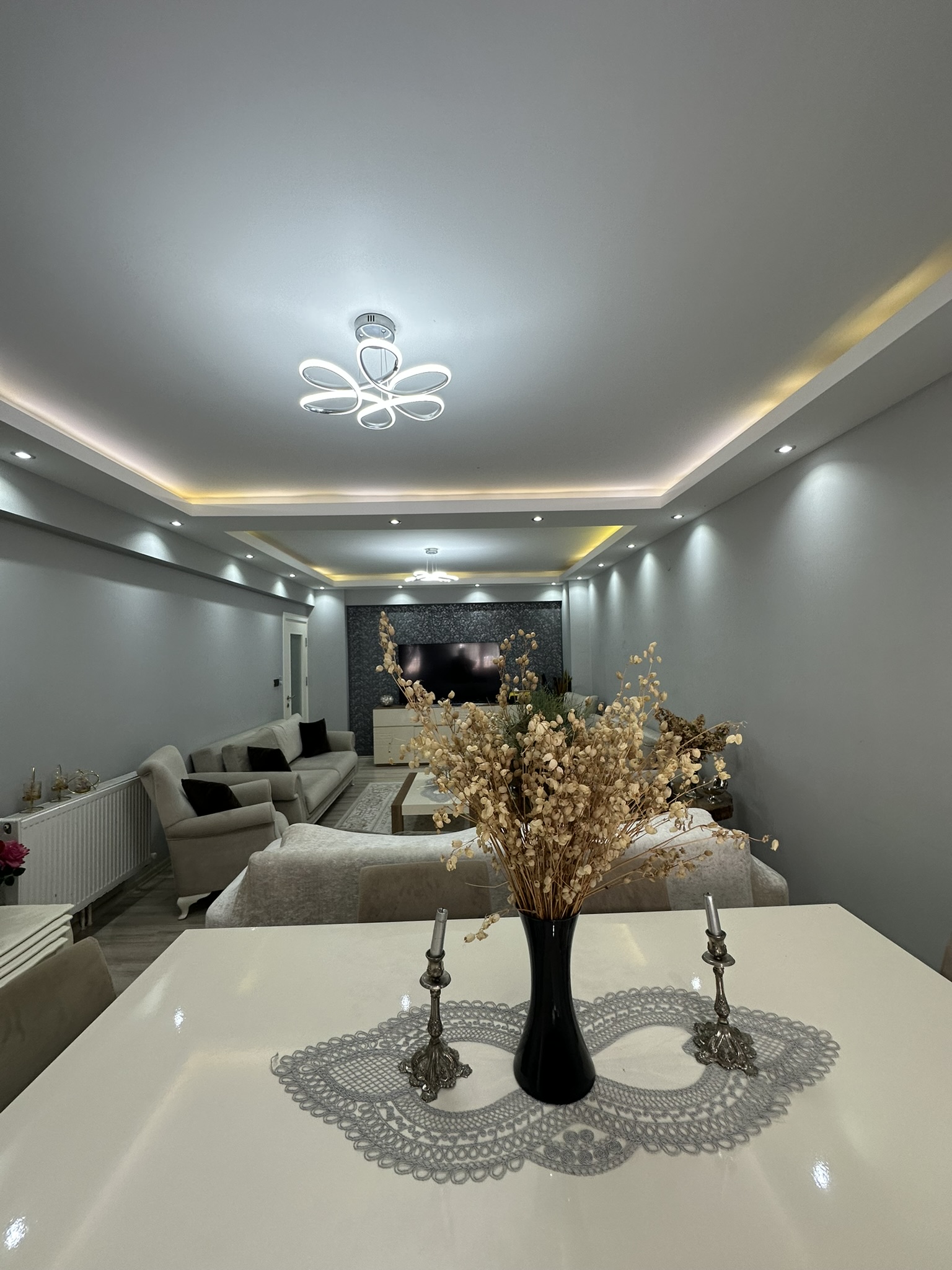 CEMAL GÜRSEL CADDESİ CİVELEKOĞLU APT.