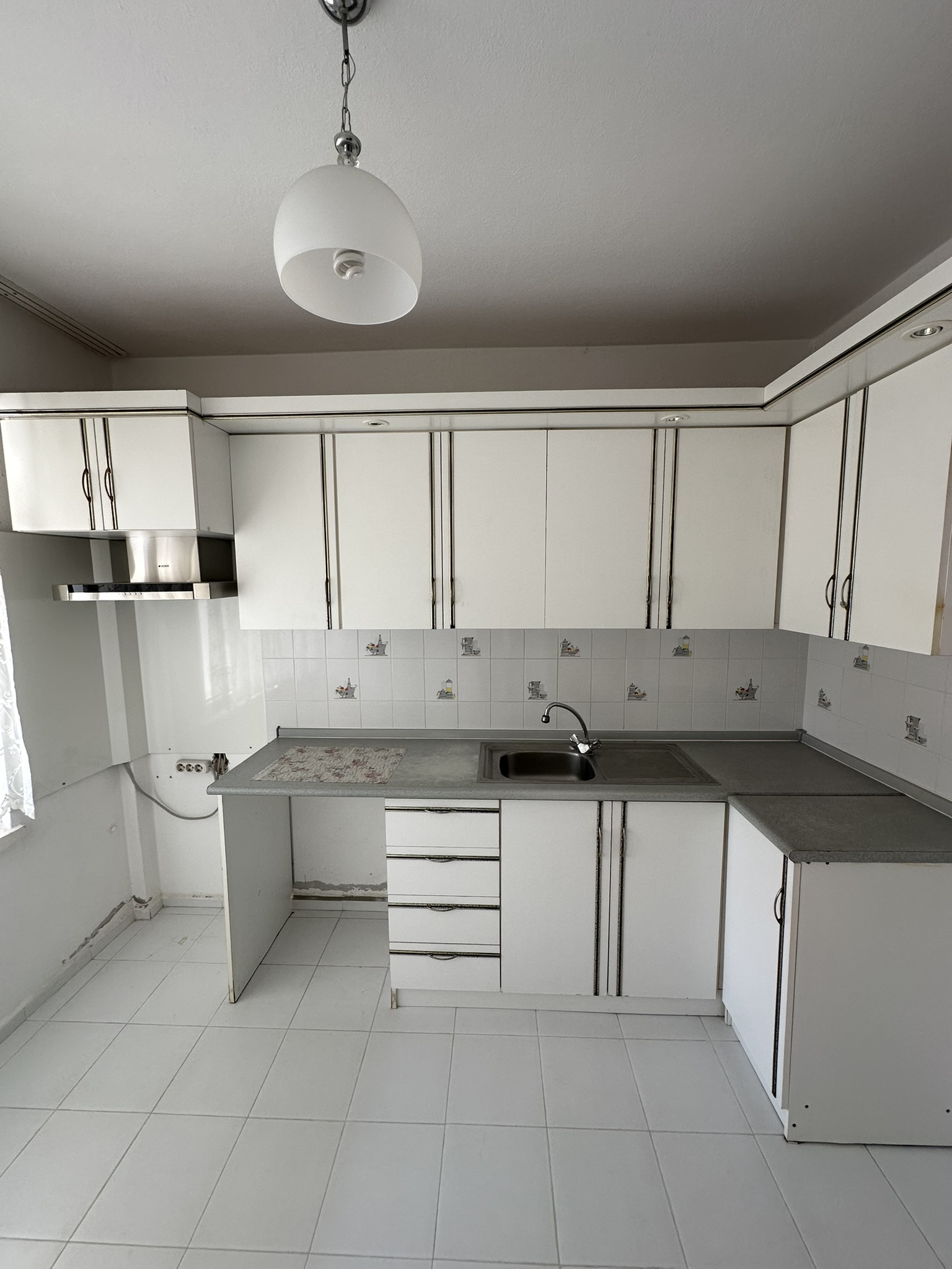 KÜÇÜKKÖY KİRALIK SOBALI 2+1