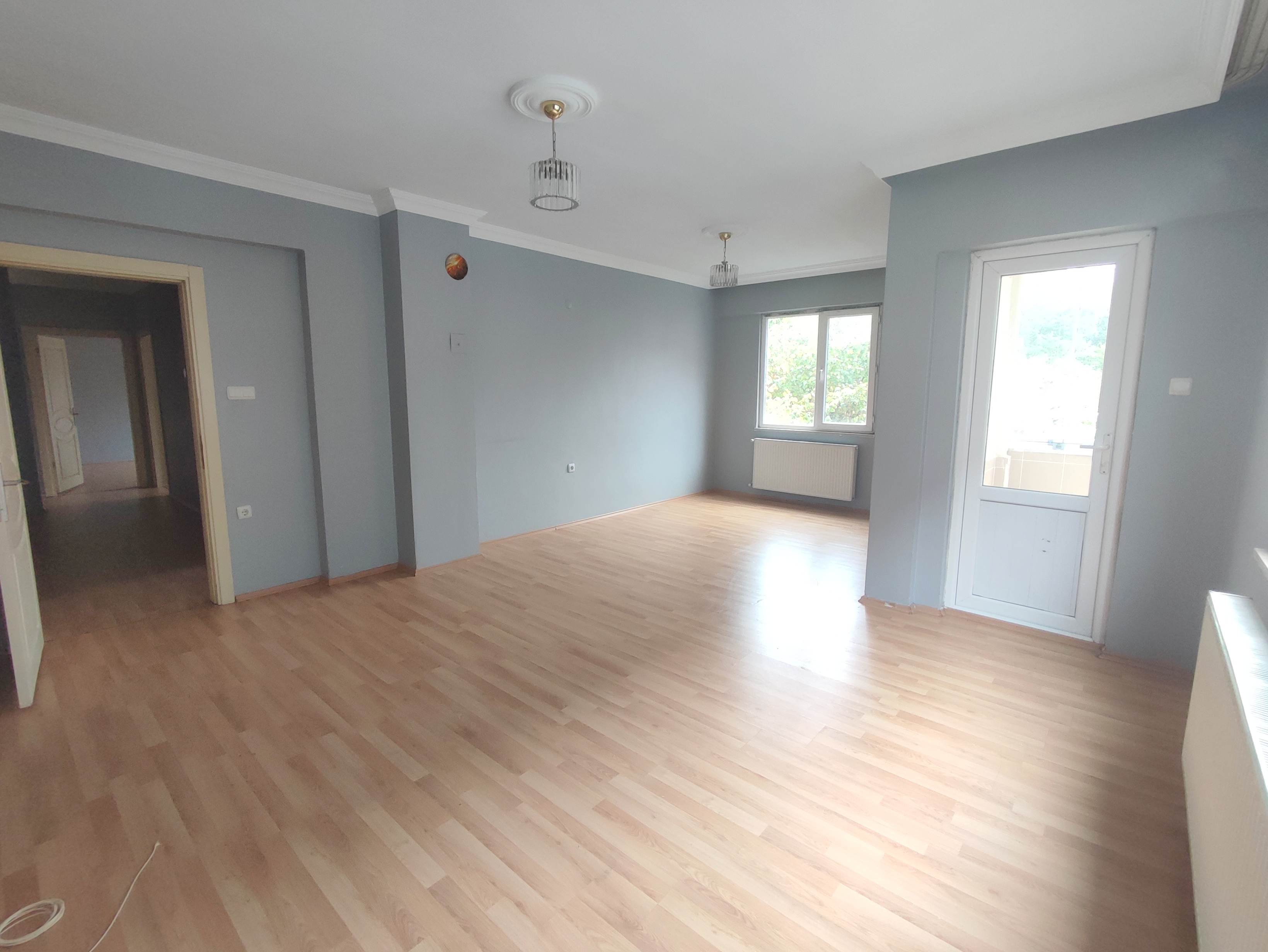 YOMRA SANCAK MAH.GENİŞ FERAH SATILIK DAİRE