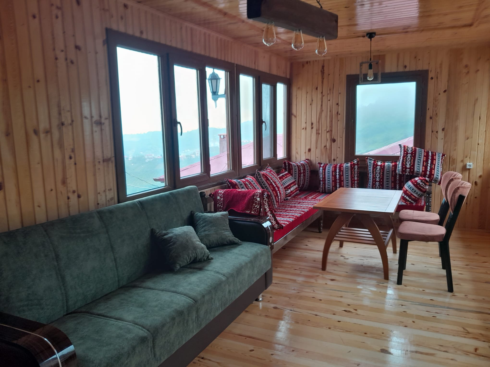 MABEL' DEN AKÇAABAT ESENTEPE EŞYALI MÜSTAKİL 2+1 KİRALIK EV