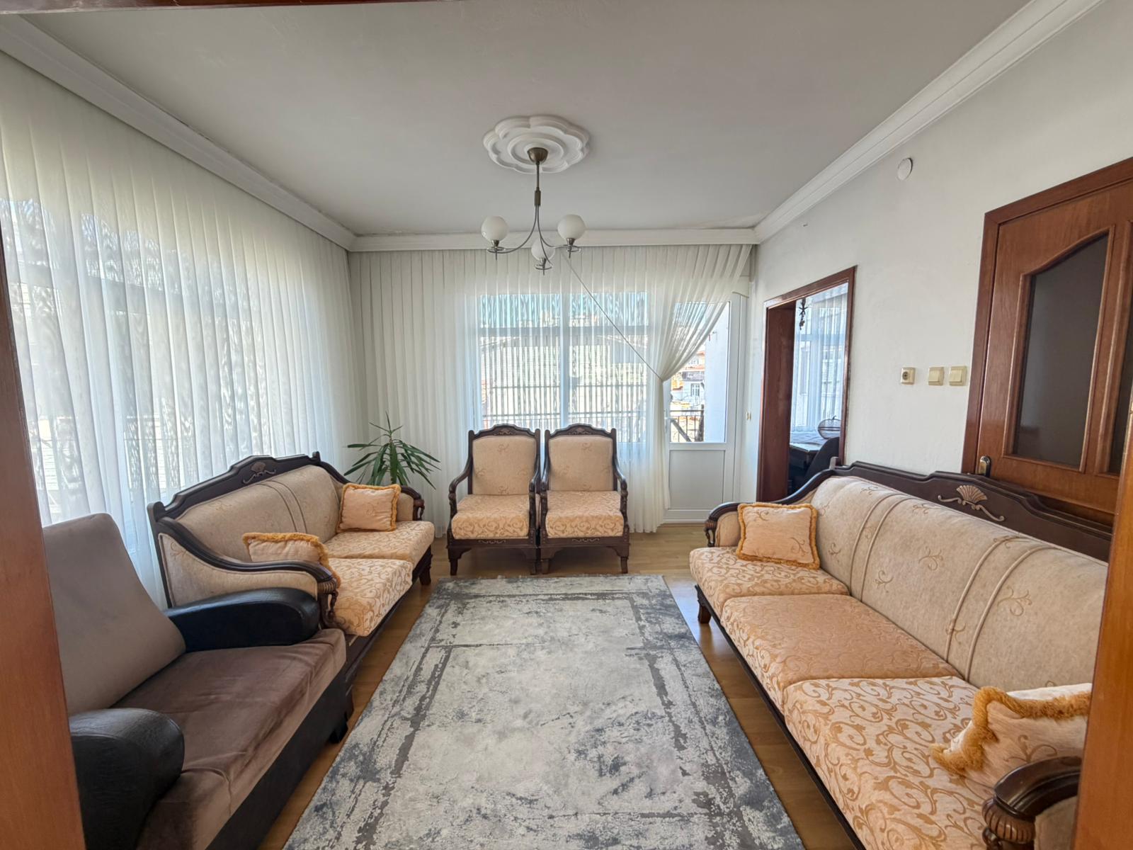 MABELDEN MEYDANA YÜRÜME MESAFESİNDE DOĞALGAZLI DAİRE