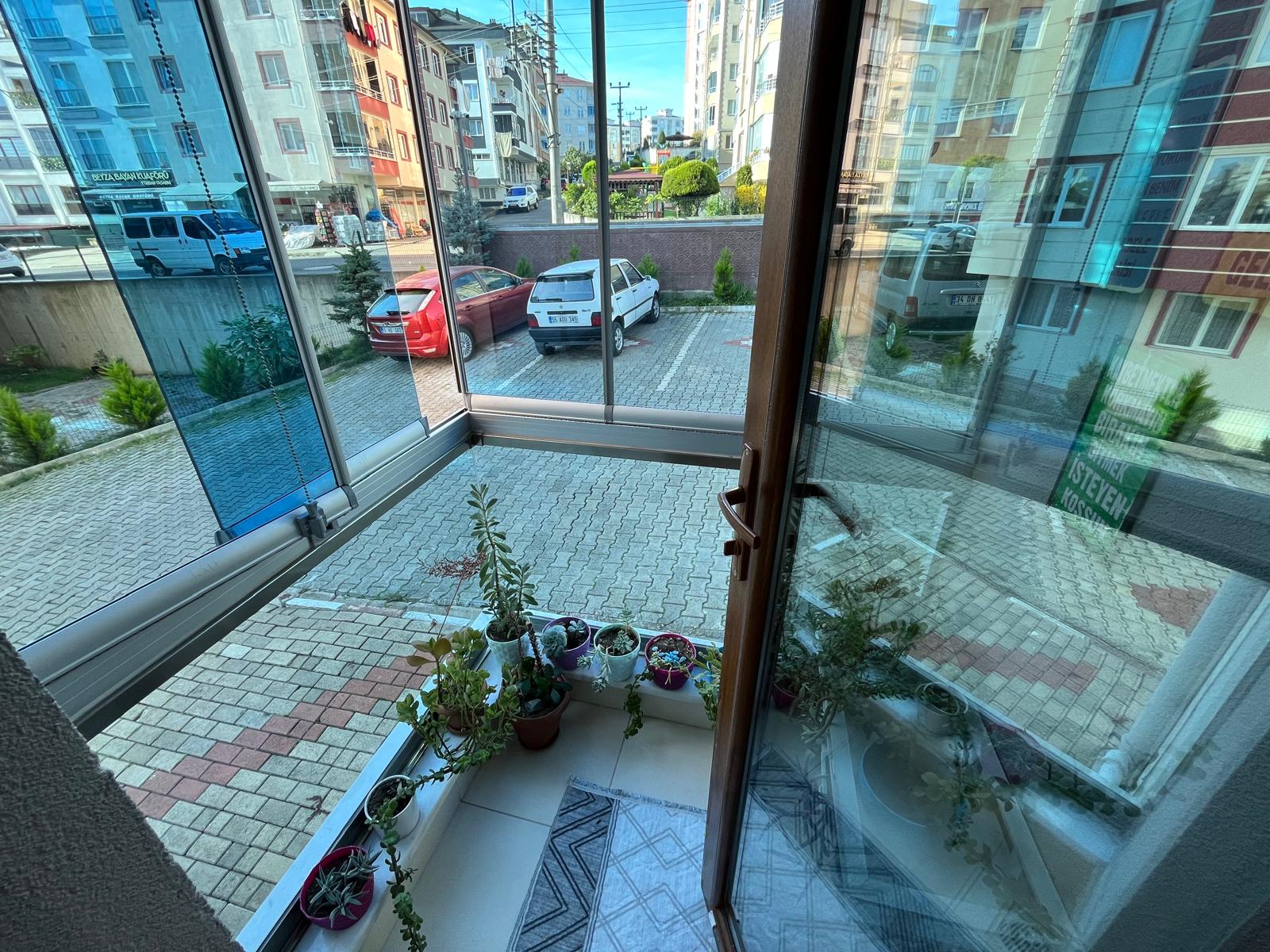 MABEL GAYRİMENKUL-ŞAHİNCİLİ M.-ÇAĞLAYAN SİTESİNDE HAVUZLU 3+1