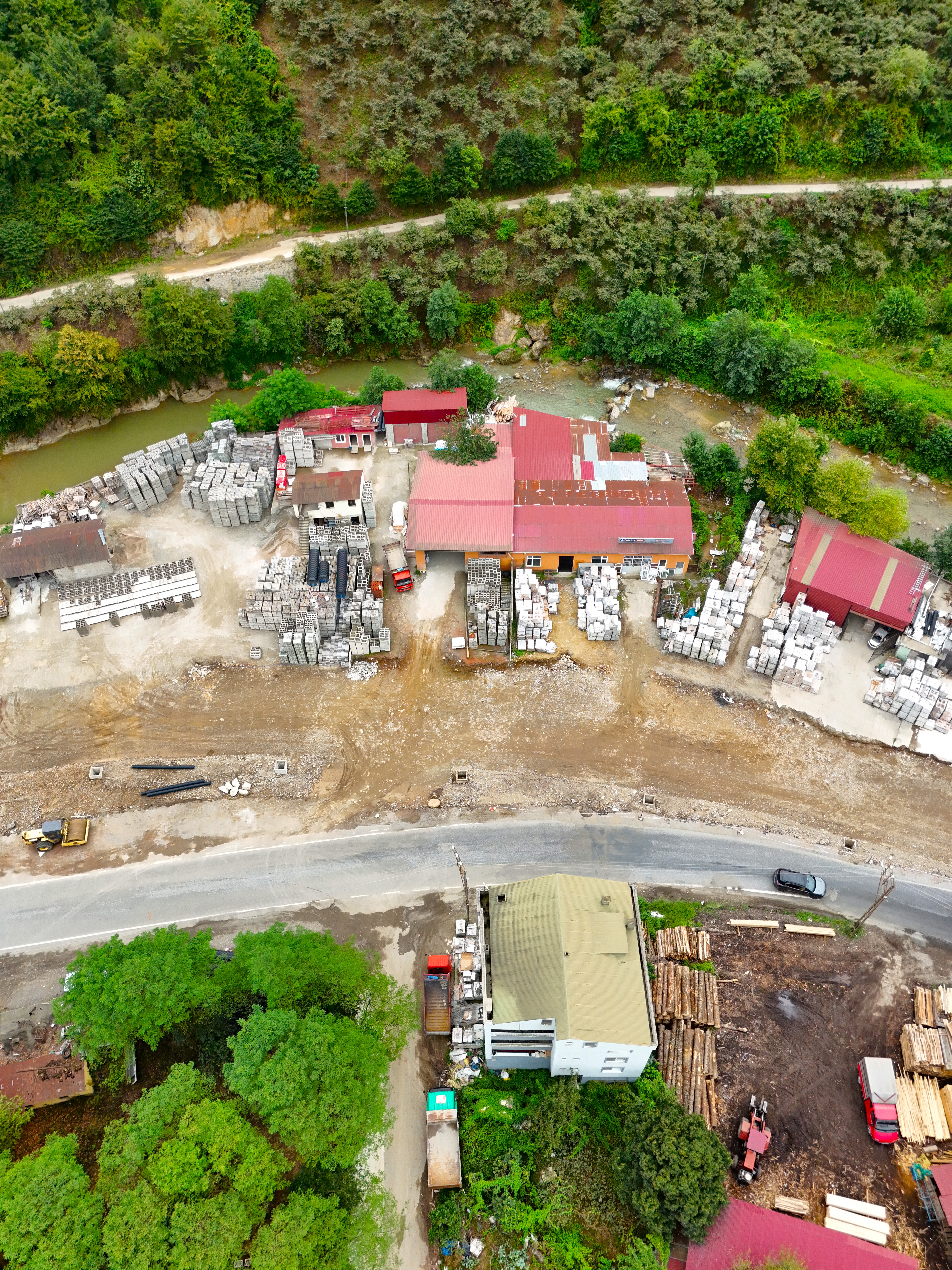 MABEL GAYRİMENKUL TEYYAREDÜZÜ MAH.BATLAMA MEVKİ DÜKKAN/ARSA