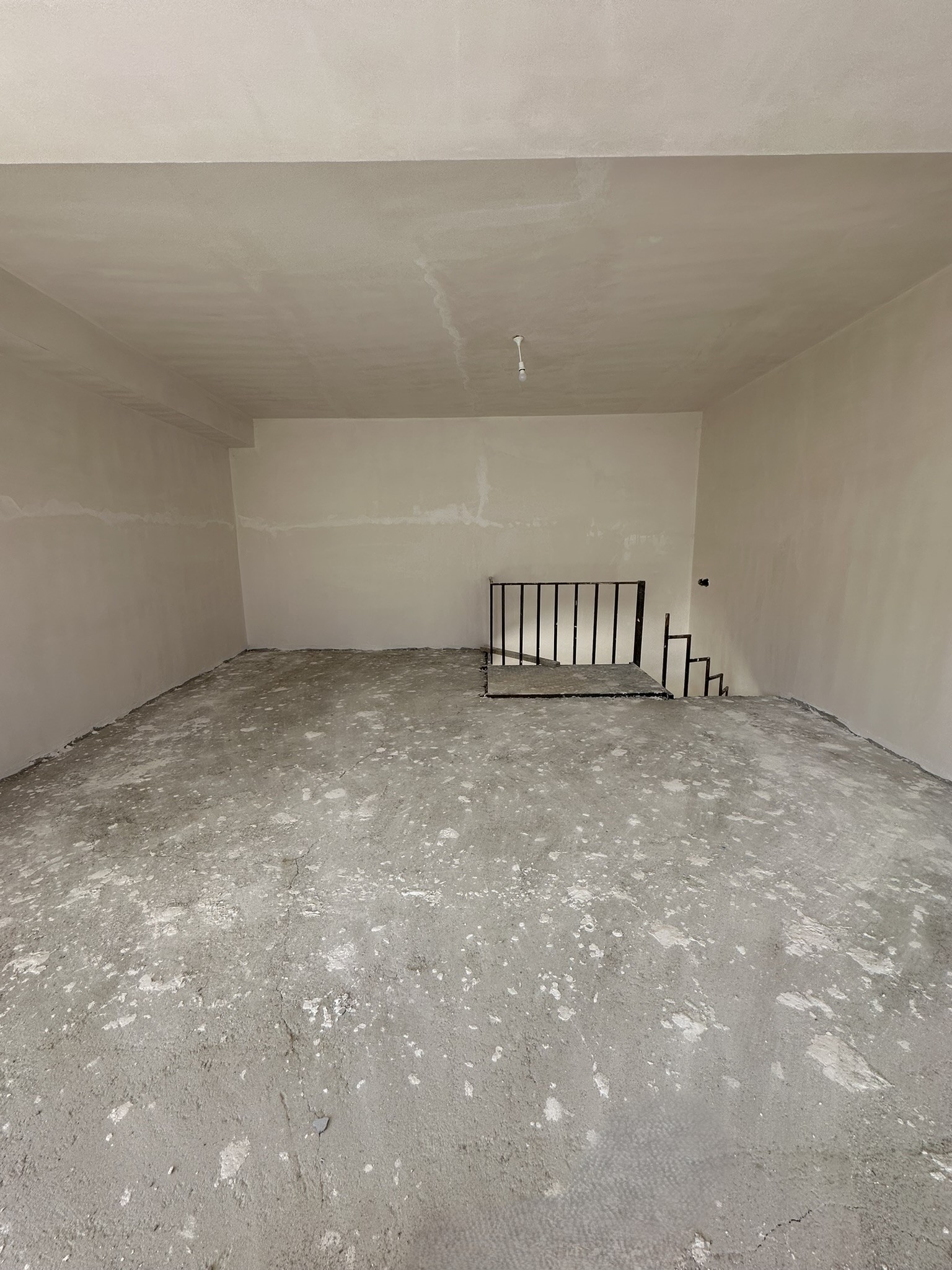 STADİUM CADDE EVLERİ DÜKKAN 4 NUMARA