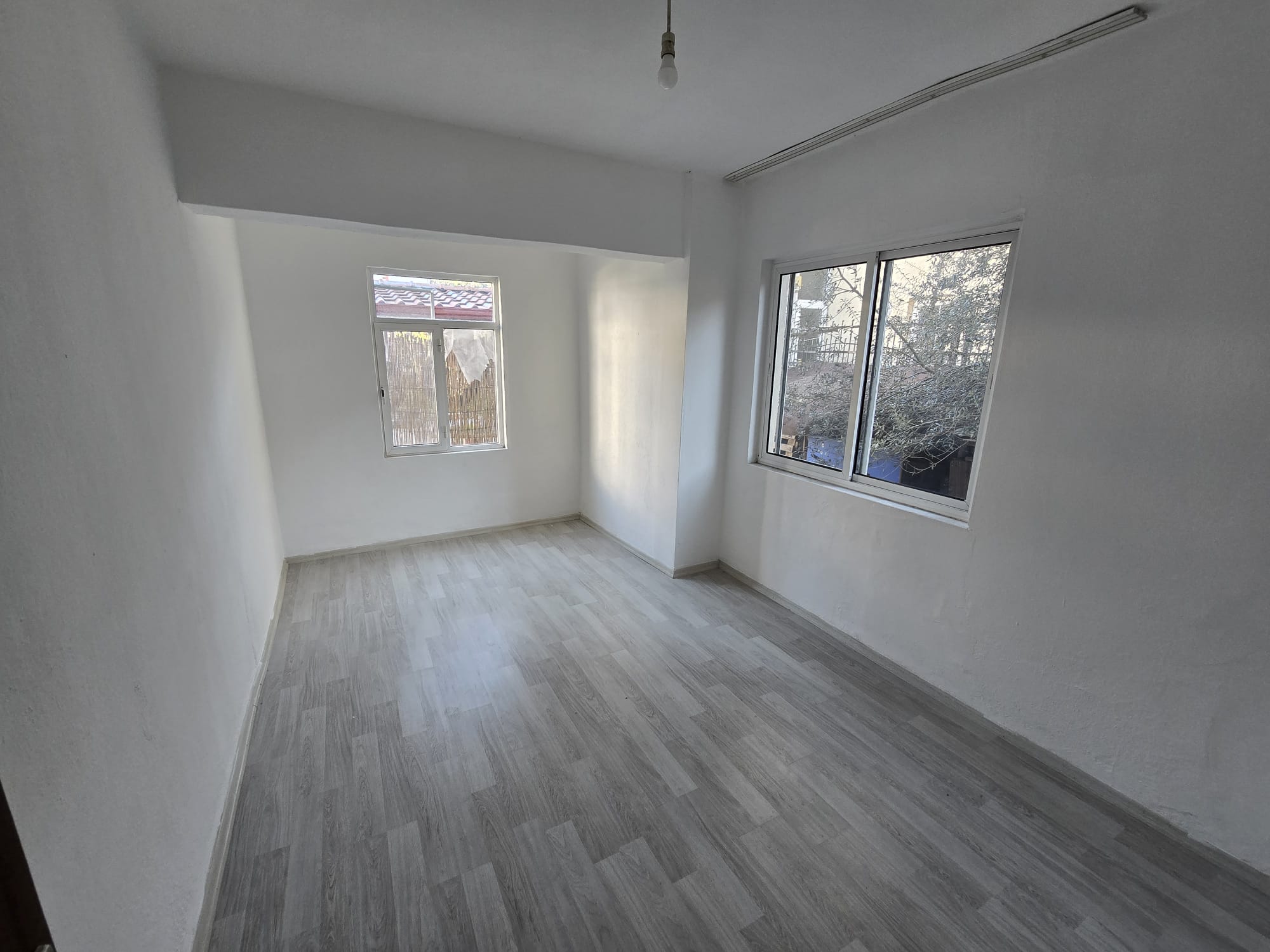 MABELDEN İÇMELERDE KİRALIK 2+1 KAPALI MUTFAKLI DAİRE