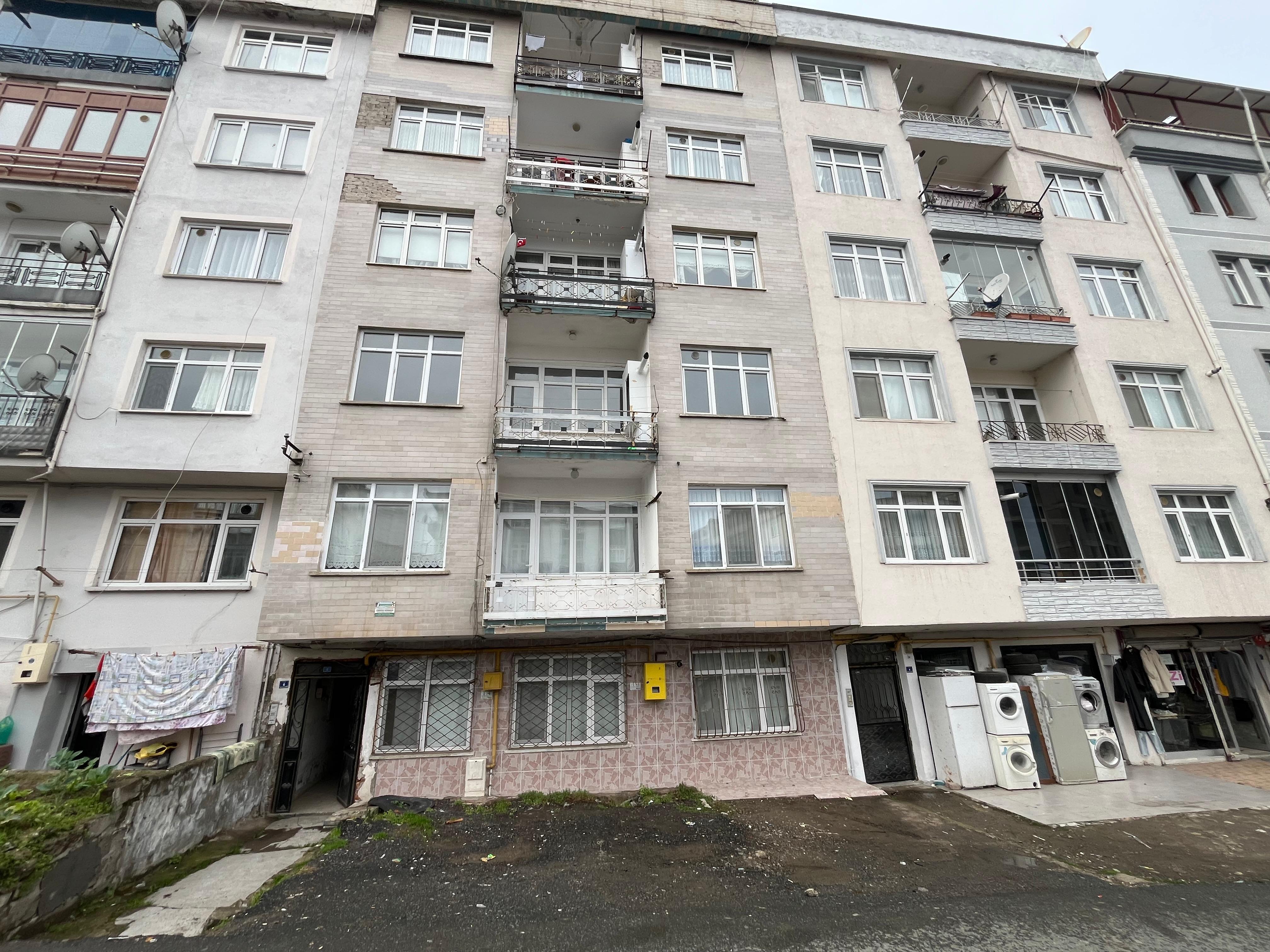 BUCAK MAHALLESİ 2+1 SATILIK DAİRE
