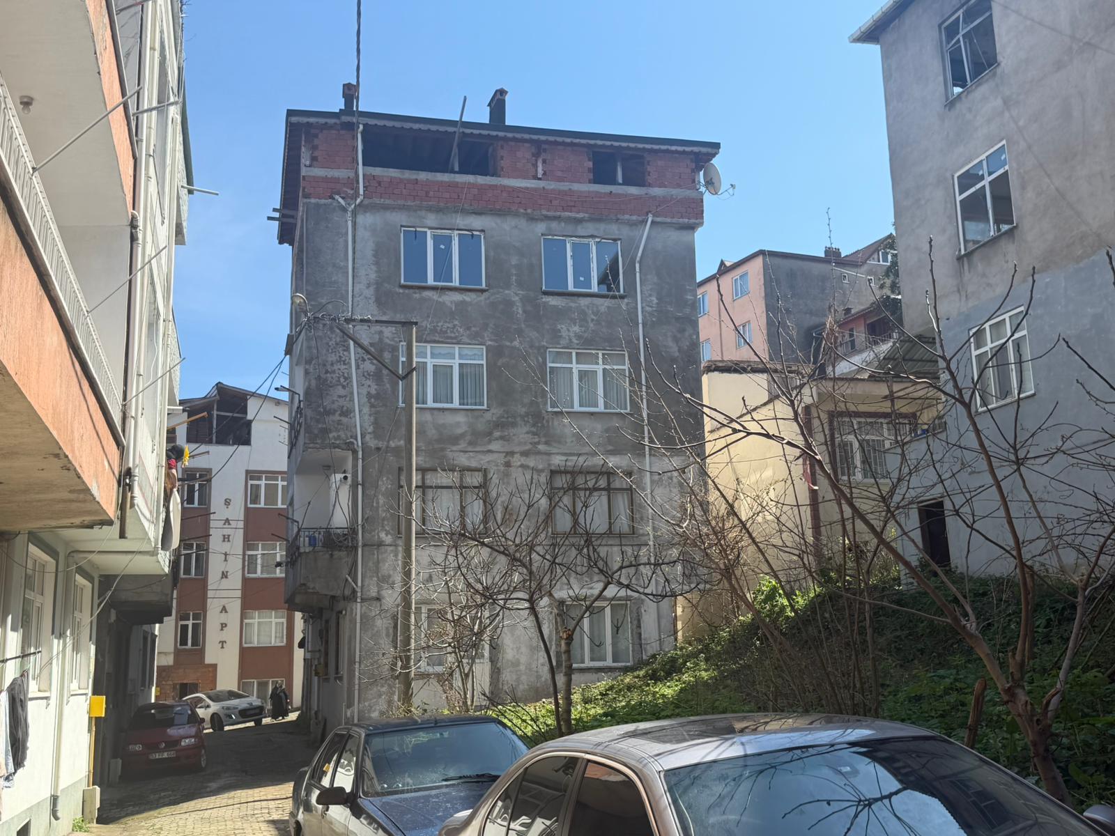 MABEL'DEN ANA YOLA 2 ADIM MESAFEDE MASRAFSIZ ARA KAT 2+1