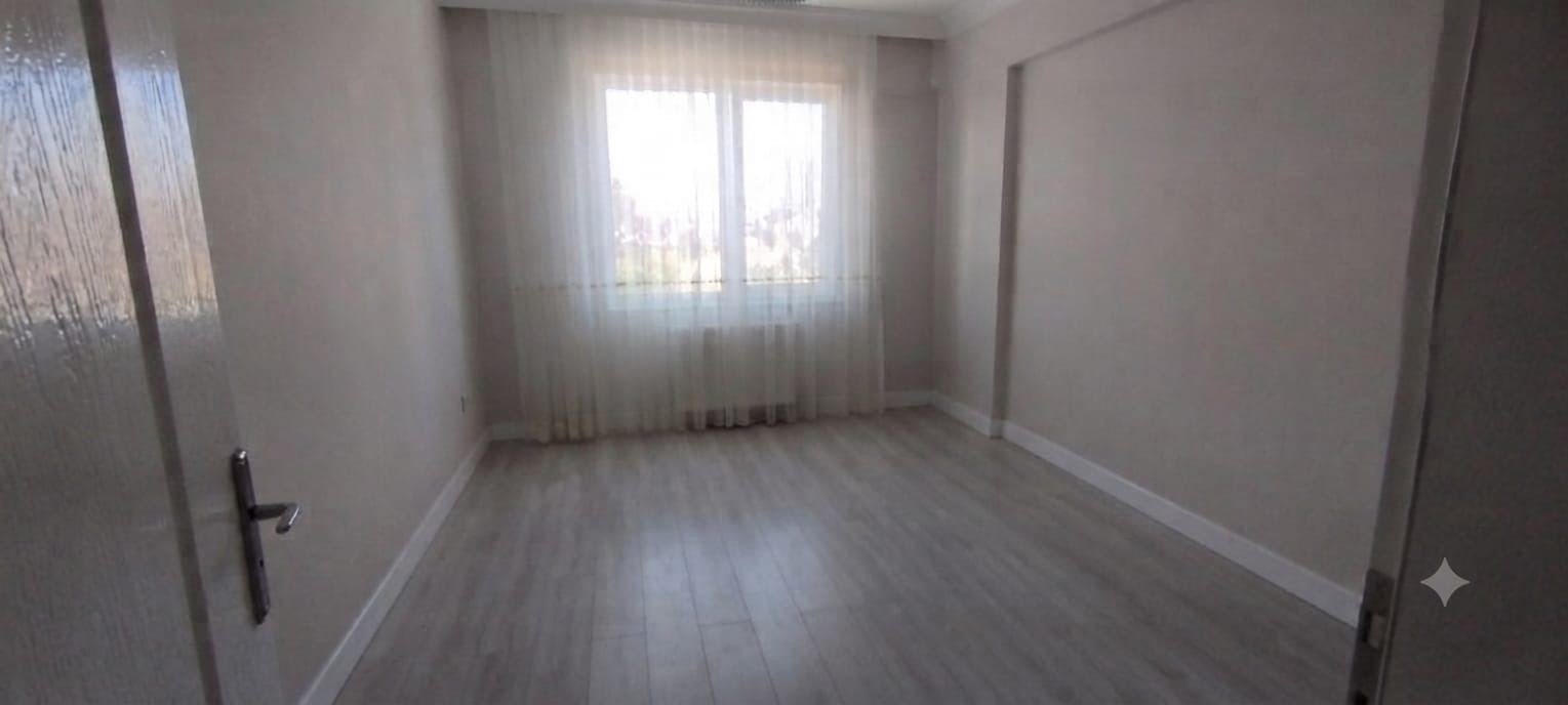 IHLAMUR KAFEYE 400 M CADDEYE CEPHE 3+1 DAİRE