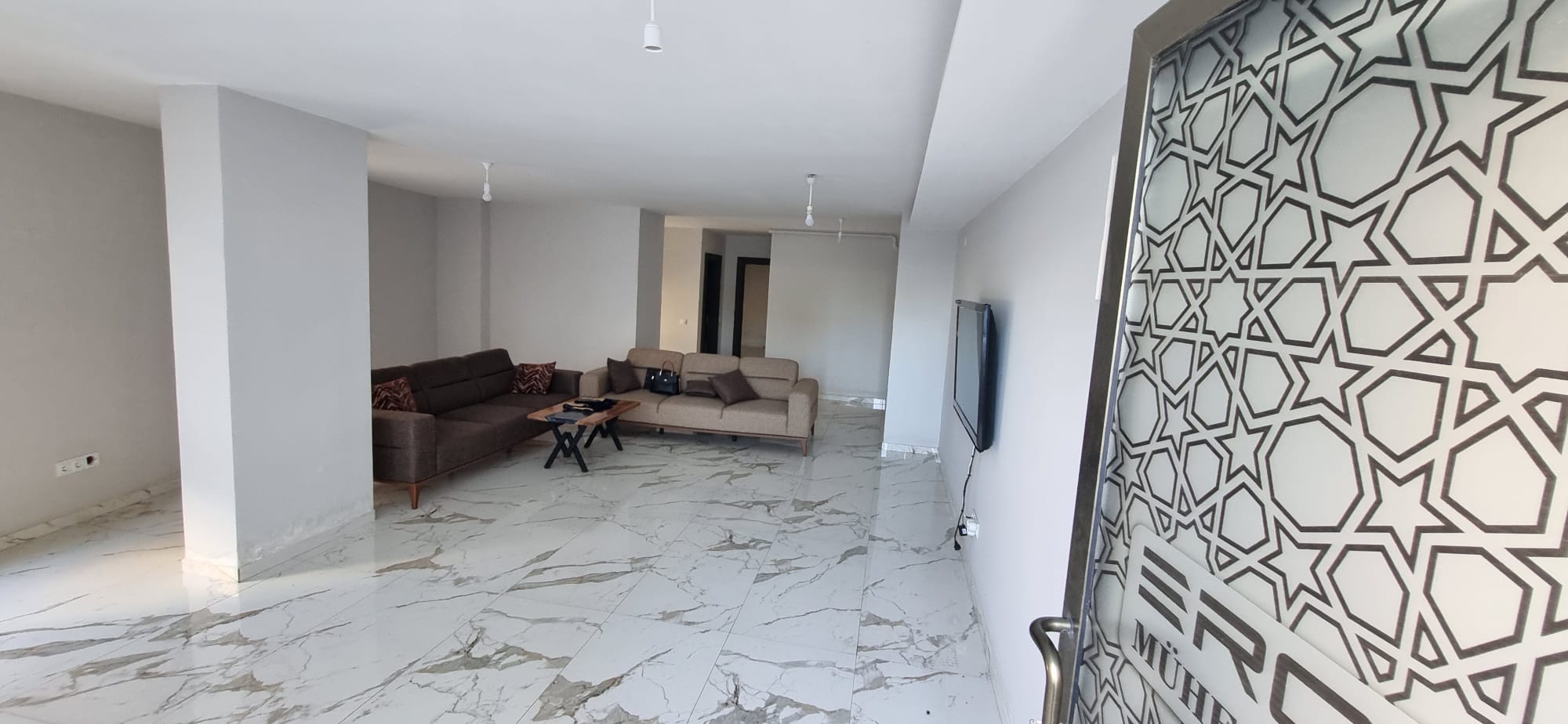 MABEL GAYRİMENKUL İSTER DAİRE İSTER OFİS OLARAK KULLANABİLECEĞİNİZ 1+1 KİRALIK DAİRE