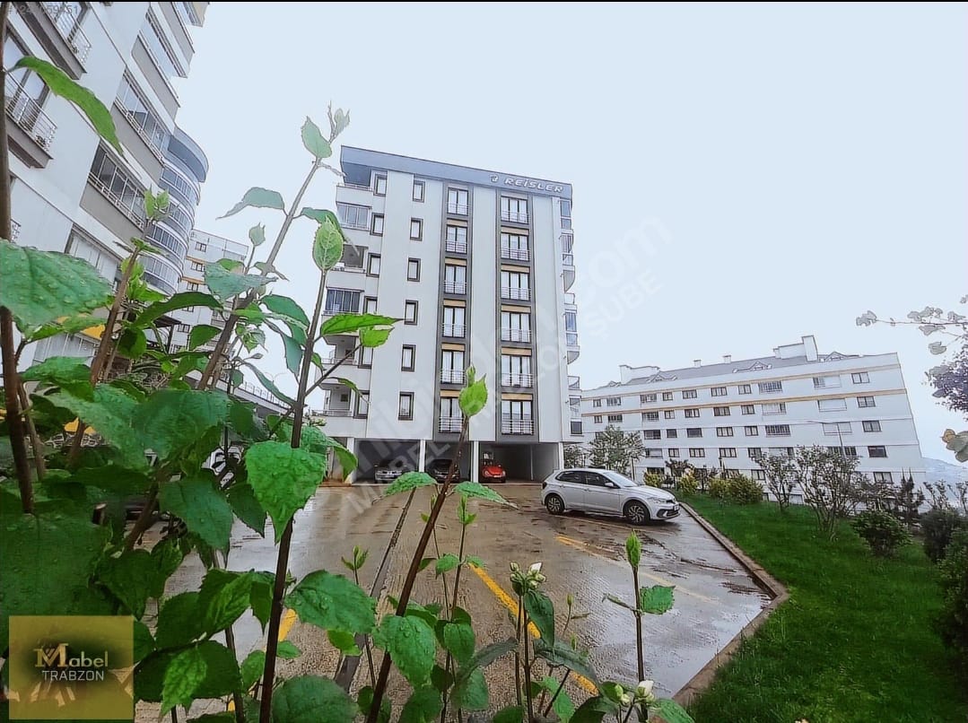 ÜNİVERSİTE MAHALLESİNDE DENİZ MANZARALI SATILIK LÜX DAİRE