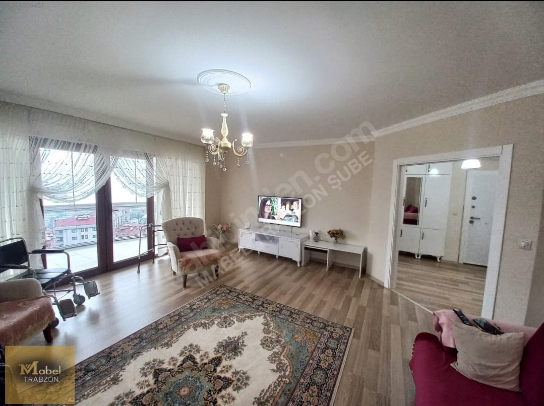 ÜNİVERSİTE MAHALLESİNDE DENİZ MANZARALI SATILIK LÜX DAİRE