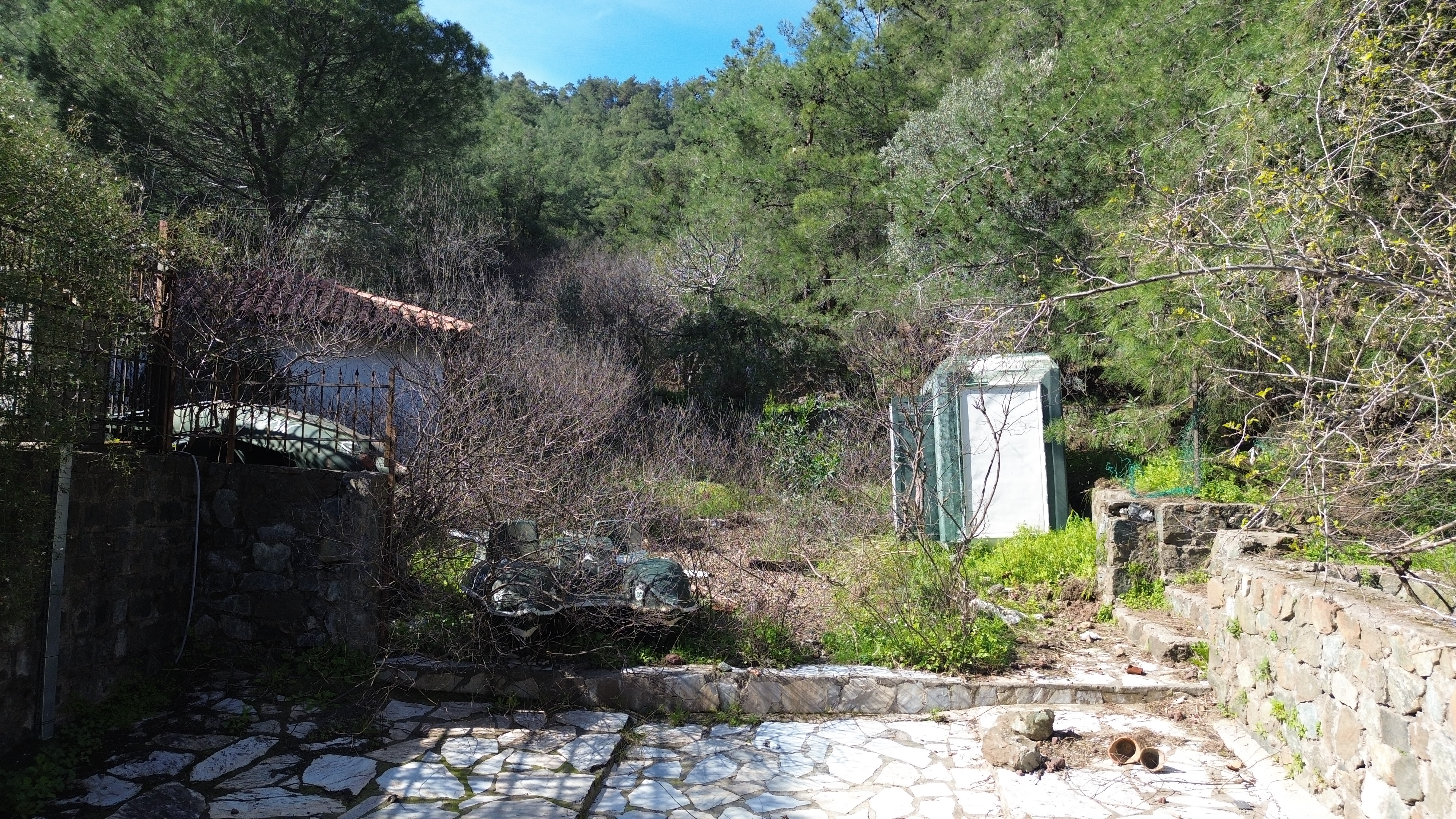 MARMARİS ARMUATALAN'DA DENİZ MANZARALI 431M2 SATILIK ARSA