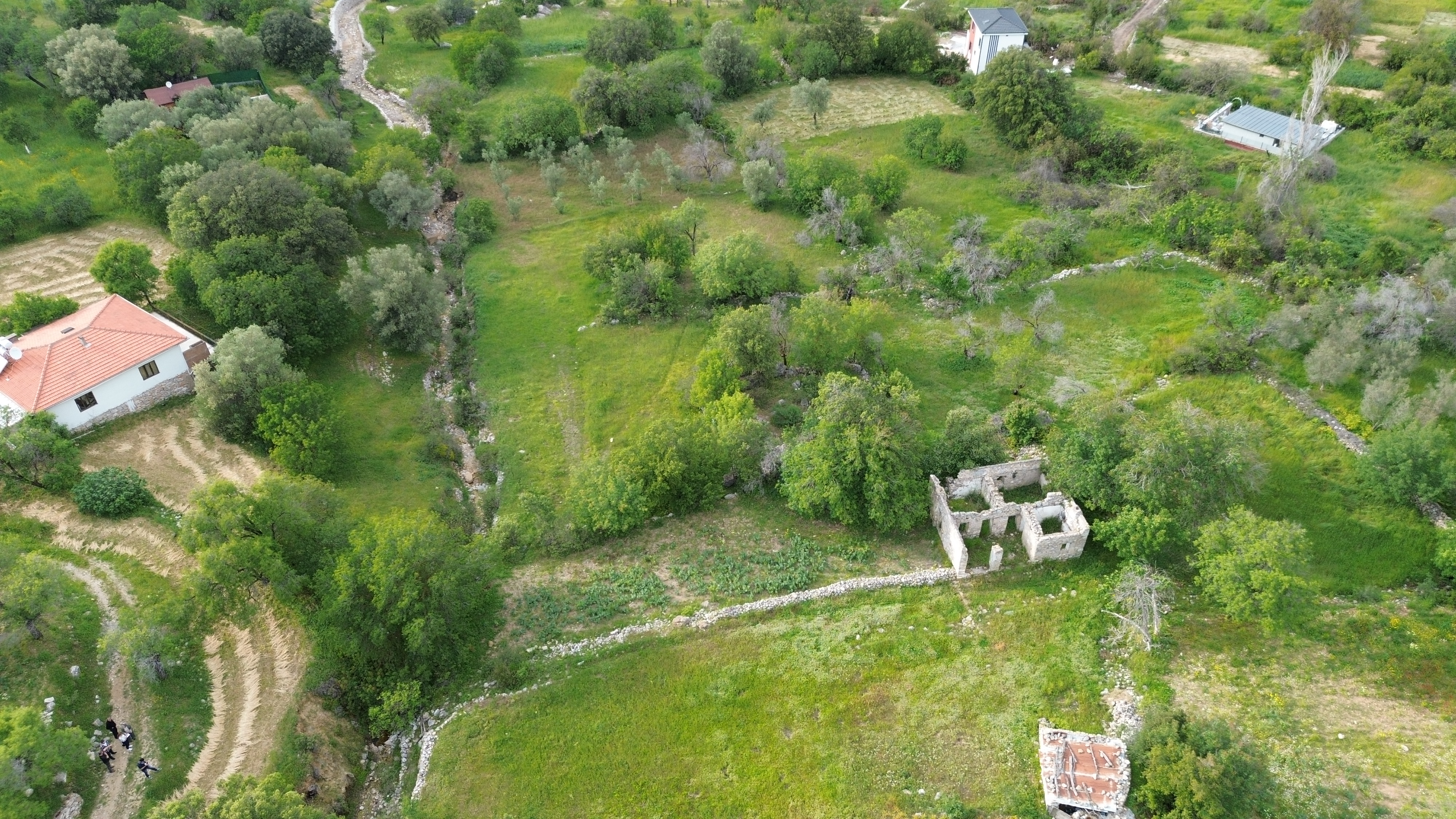 Marmaris Söğütte 369m2 Yola cepheli satılık tarla