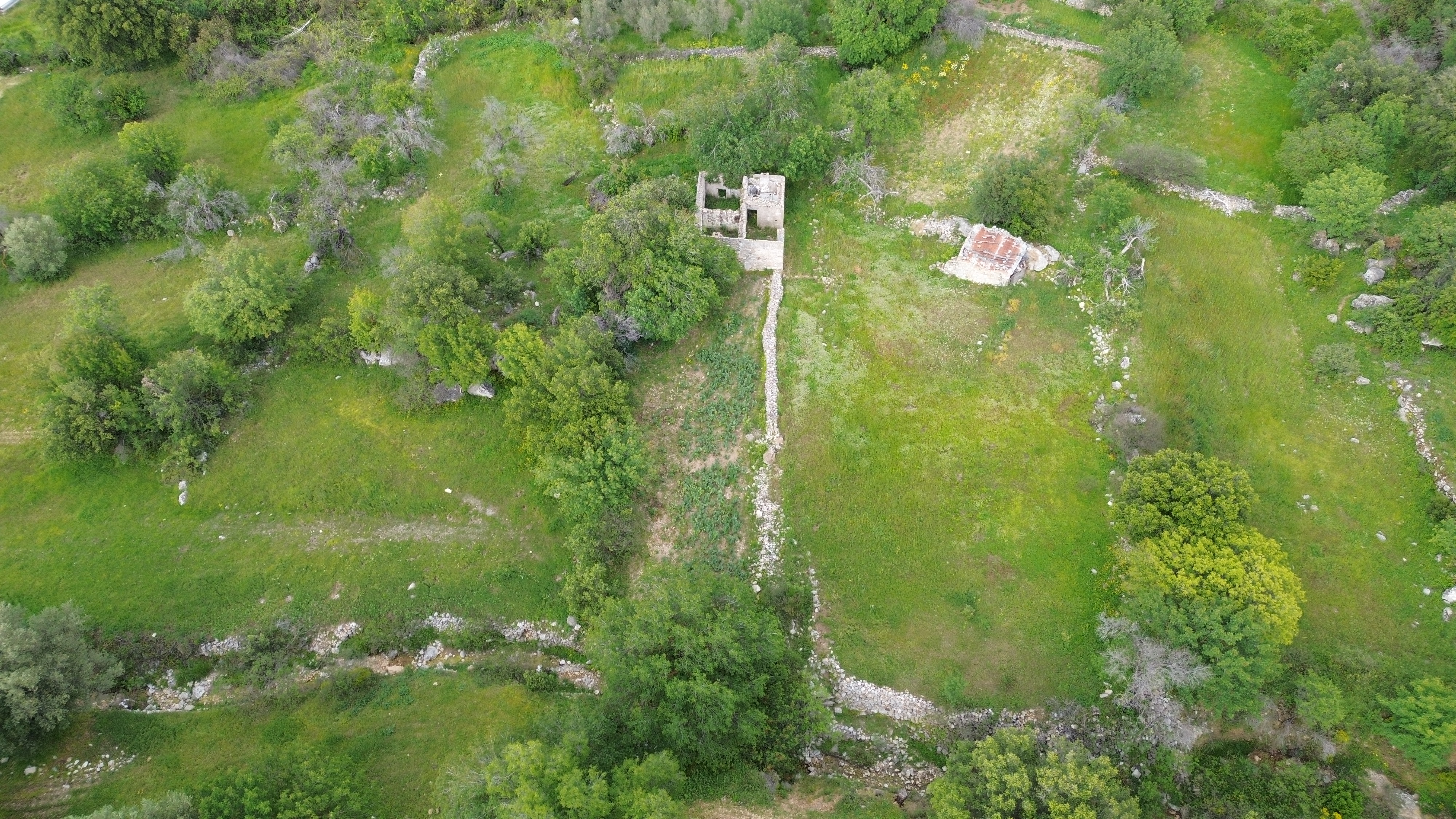 Marmaris Söğütte 369m2 Yola cepheli satılık tarla