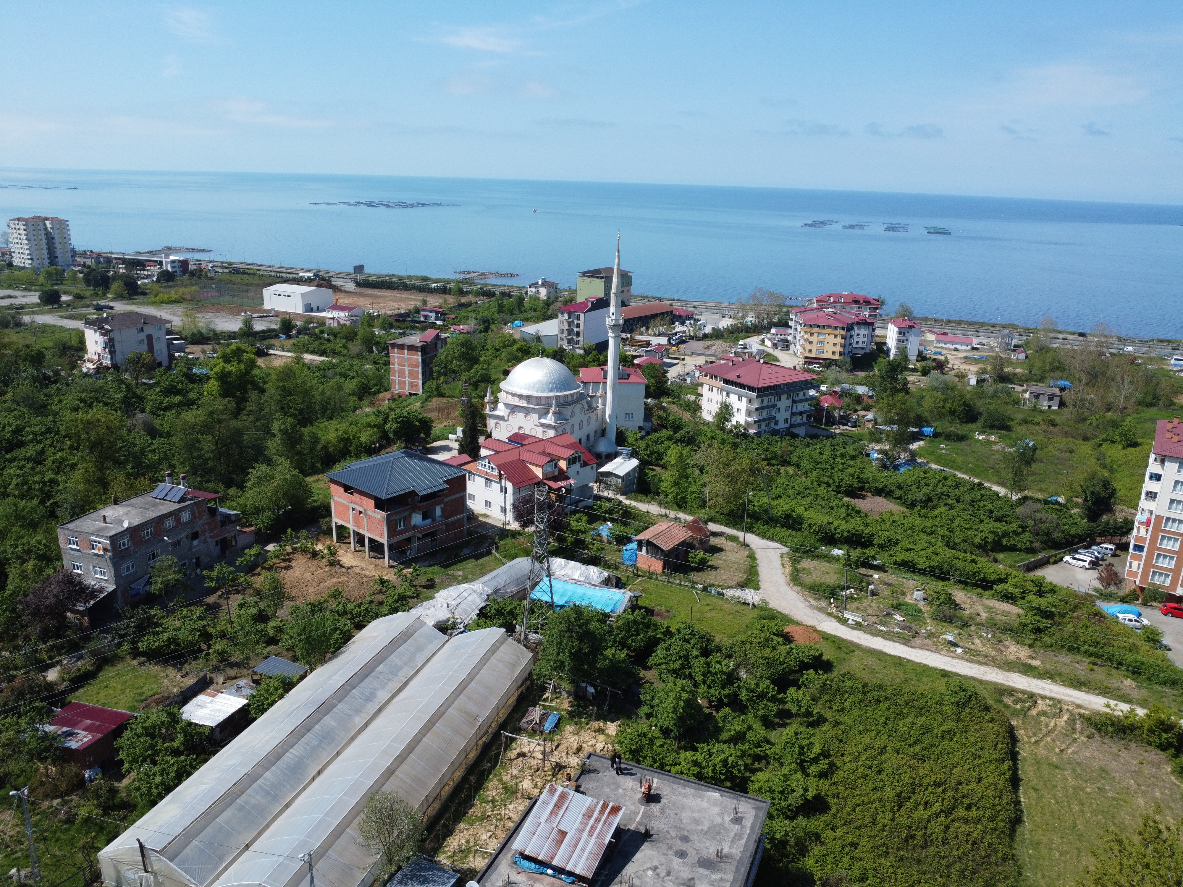 ARSİN FATİH MAH. MERKEZDE 5 KAT İMARLI SATILIK ARSA