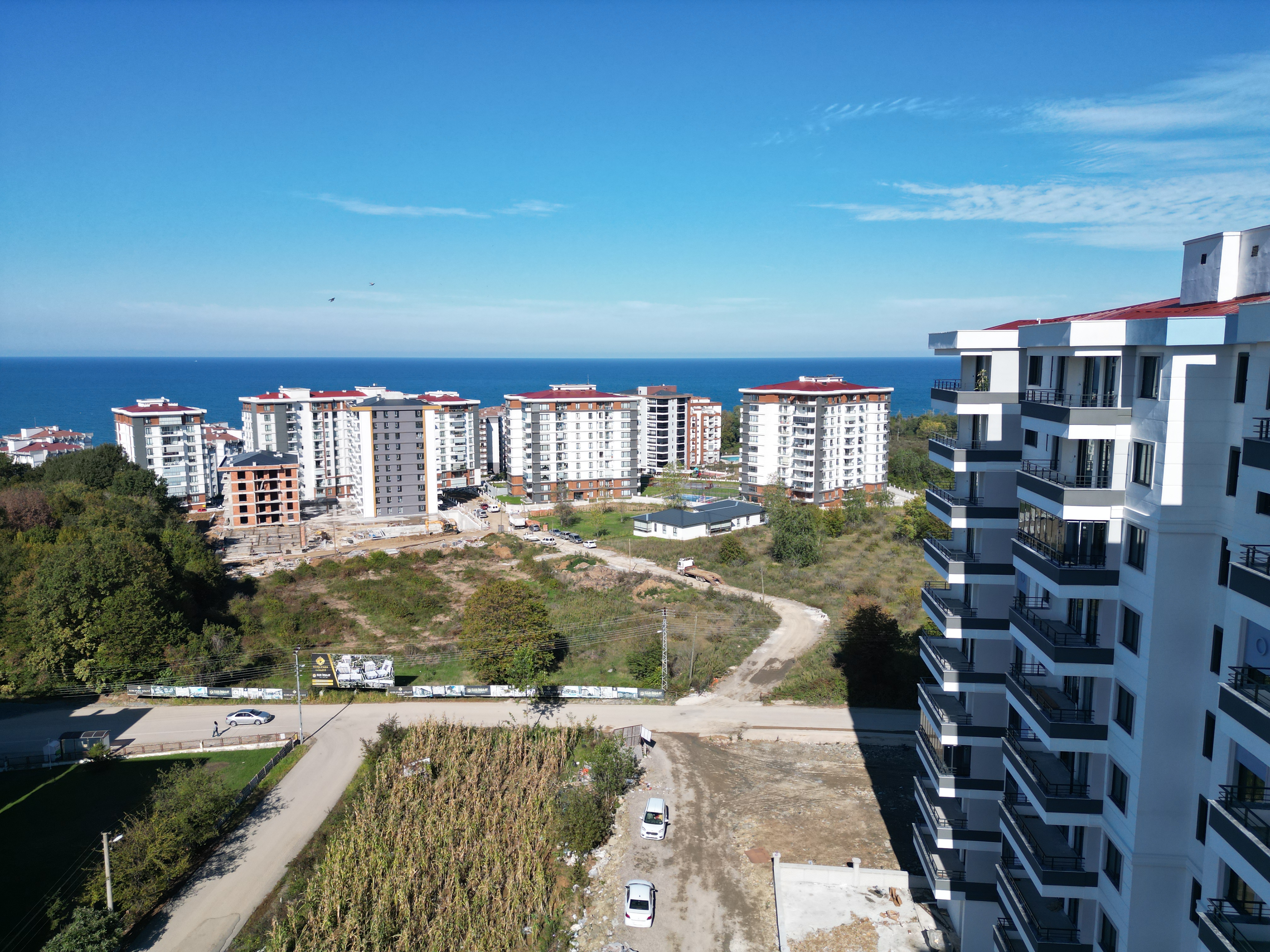 GÖLEVİ BATIPARK KARŞISI DENİZ,SAHİL,PLAJ YANINDA 2+1 BAHÇE KATI