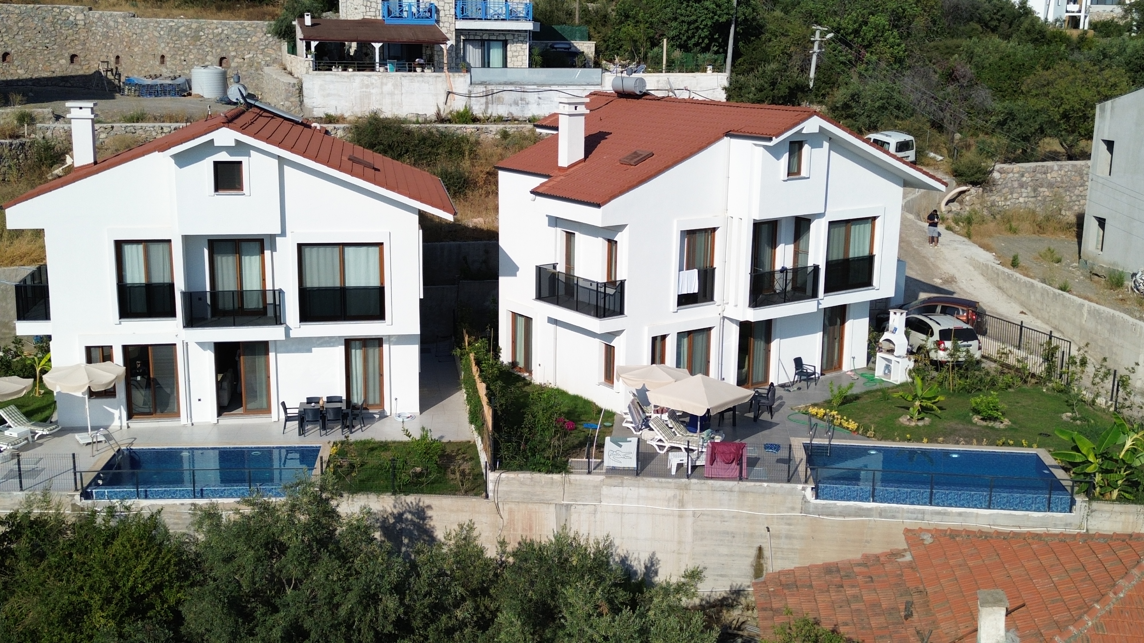 MARMARİS SÖĞÜTTE FUL DENİZ MANZARALI SONSUZLUK HAVUZLU 4+1 VİLLA