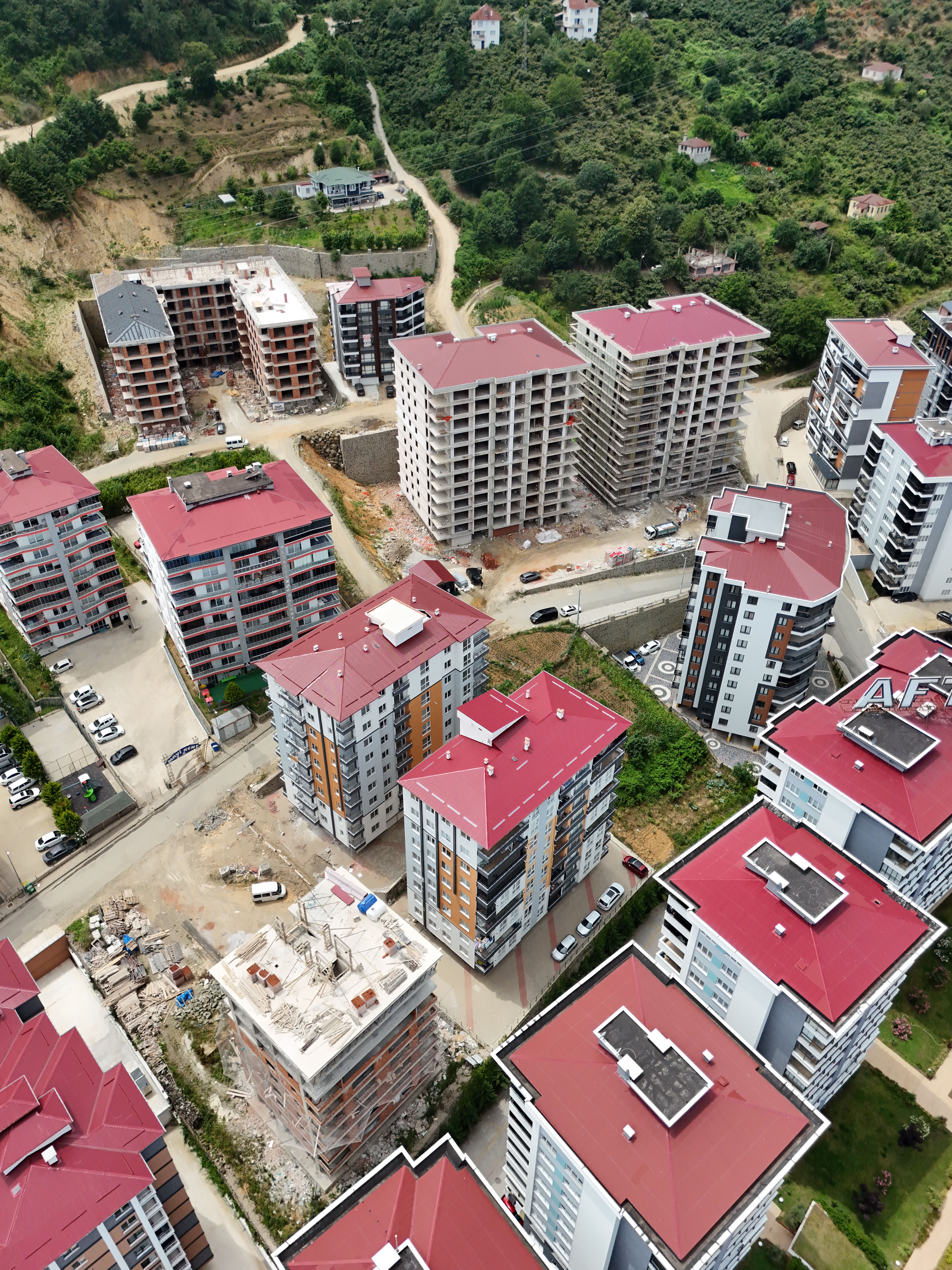 MABEL GAYRİMENKUL ERİKLİMAN MH. SİTE İÇERİSİNDE SATILIK DAİRE