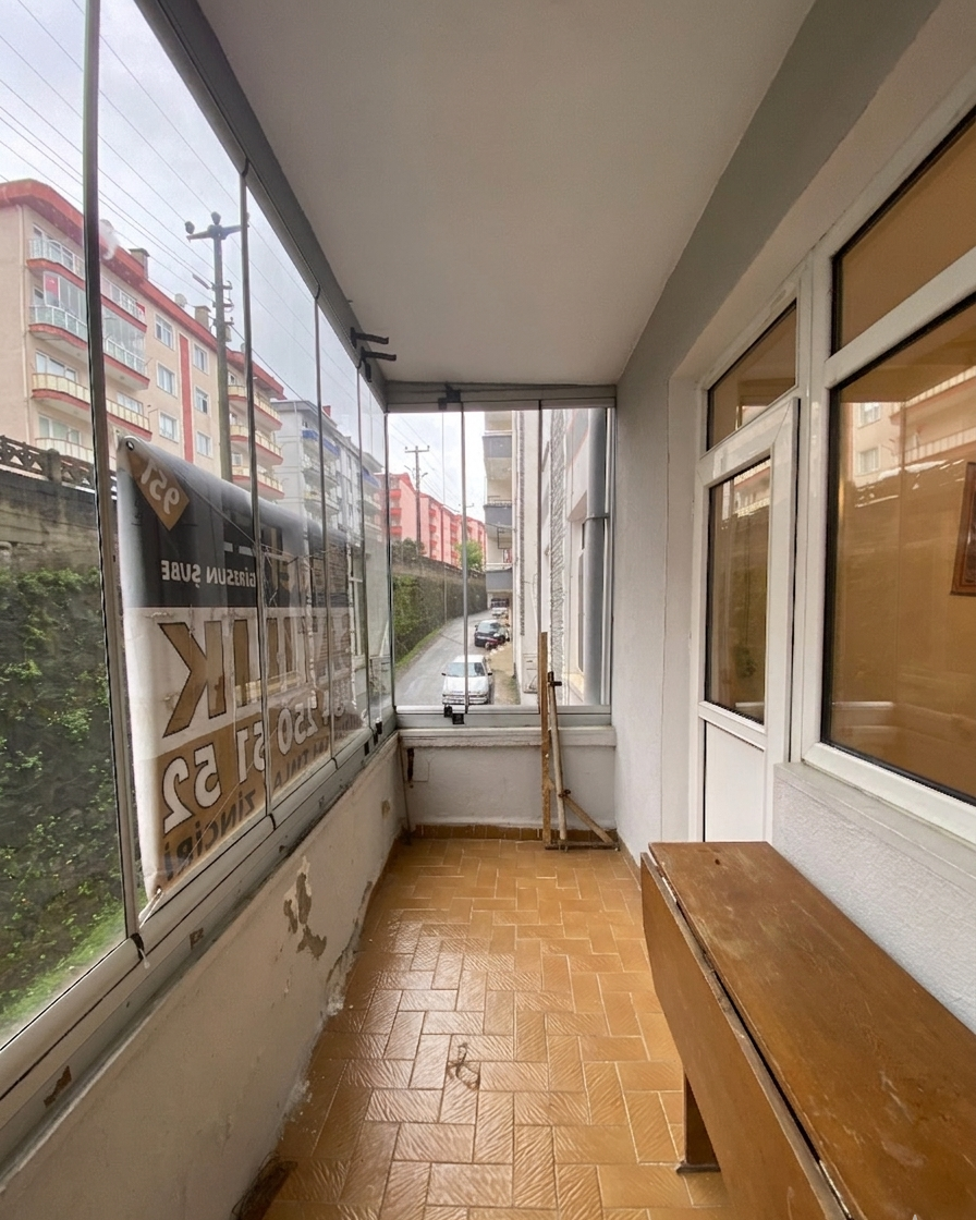 MABEL GAYRİMENKUL GEDİKKAYA SAHİL SİTESİNDE ARAKAT DAİRE