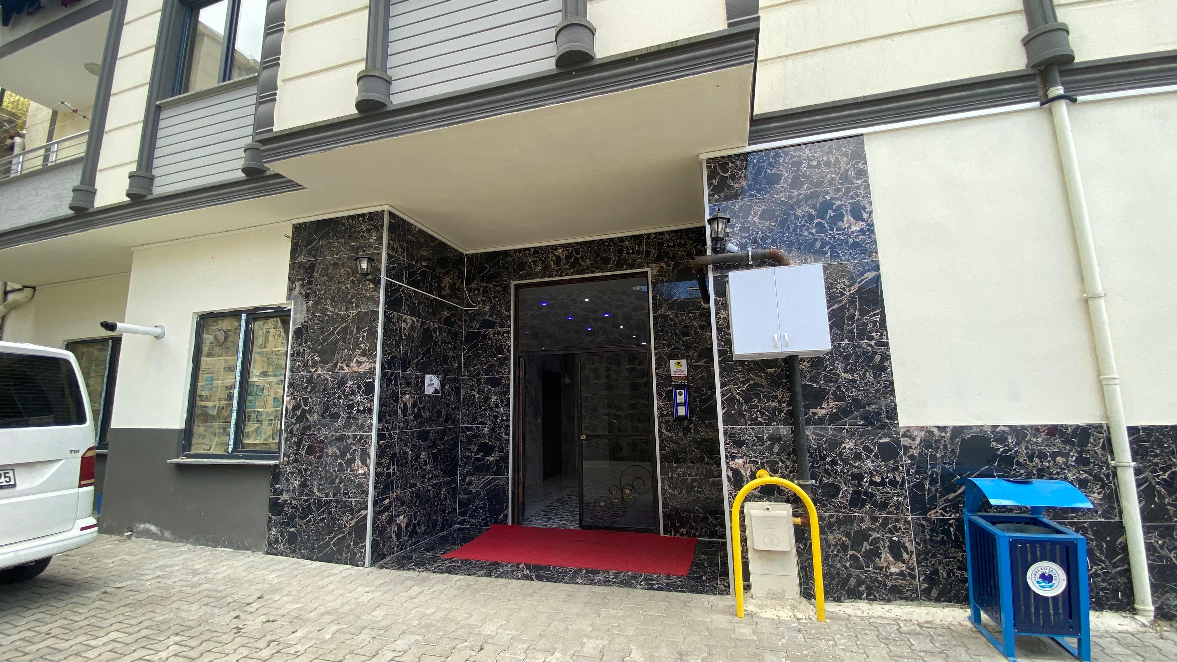 KAŞÜSTÜ HASTANE KARŞISI 3+1 KİRALIK DAİRE