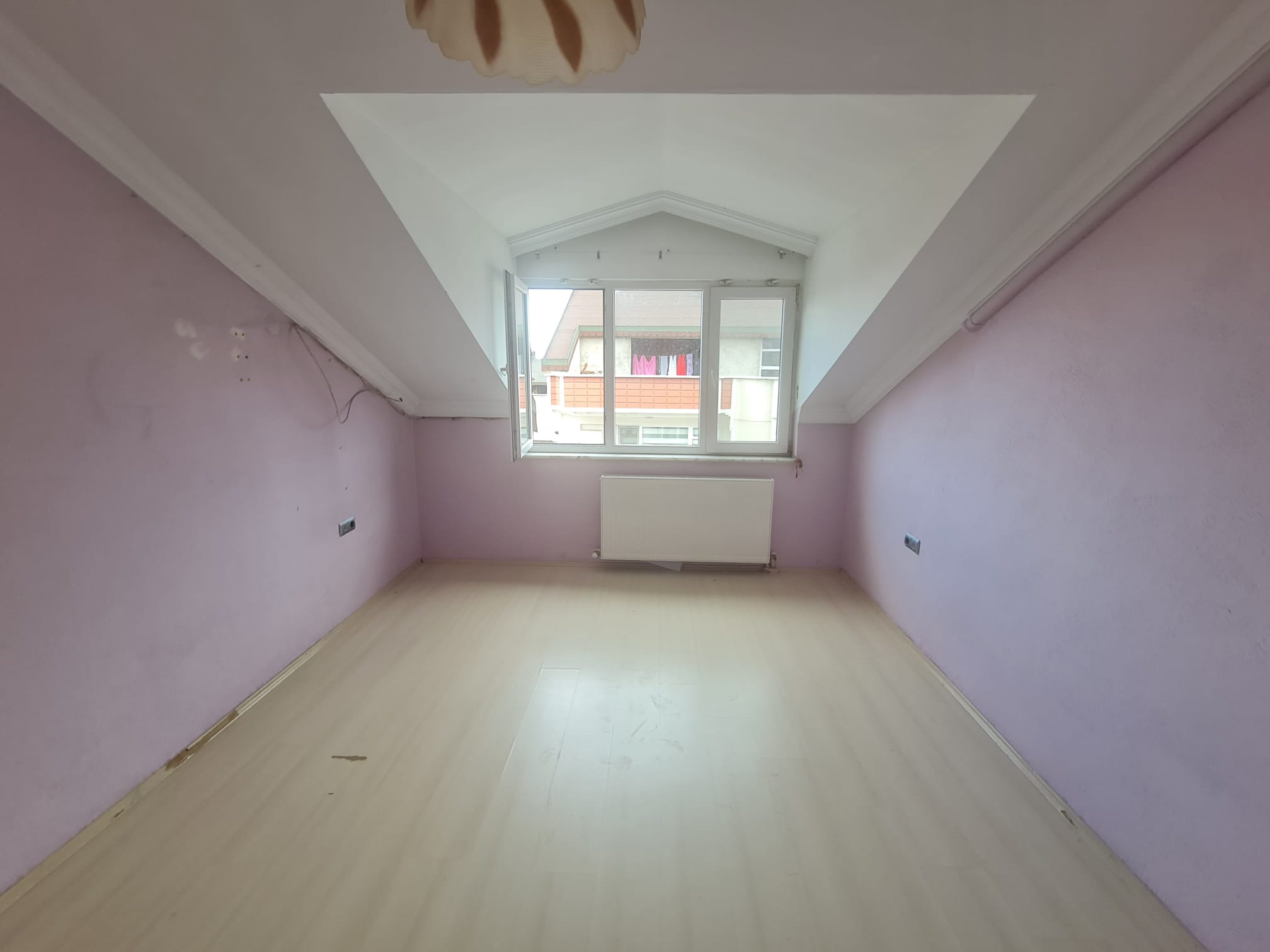 DUMLUPINAR'DA AYRI GİRİŞLİ DUBLEKS FIRSATI 4+2 AYRI MUTFAKLI