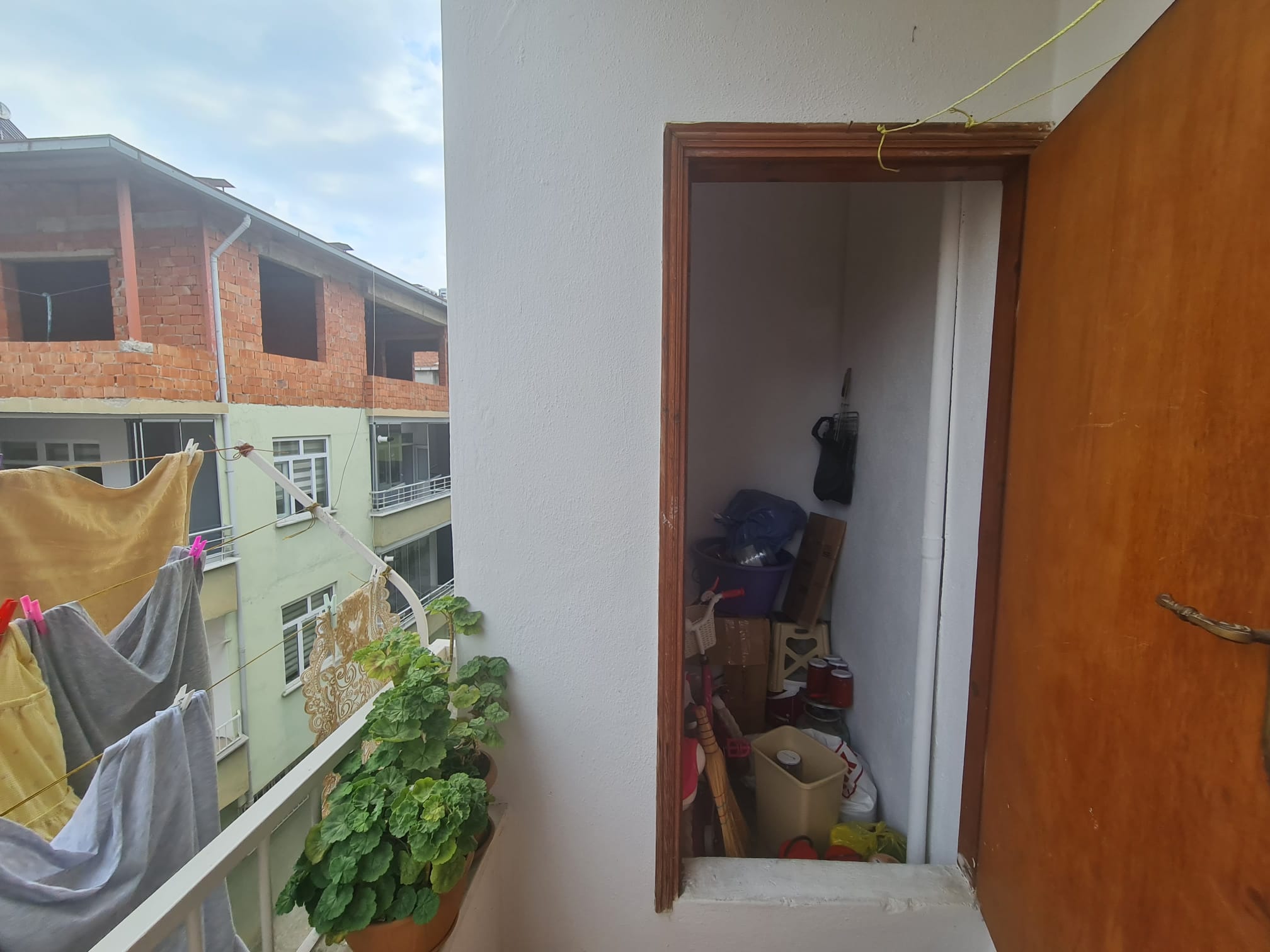 DUMLUPINAR'DA AYRI GİRİŞLİ DUBLEKS FIRSATI 4+2 AYRI MUTFAKLI