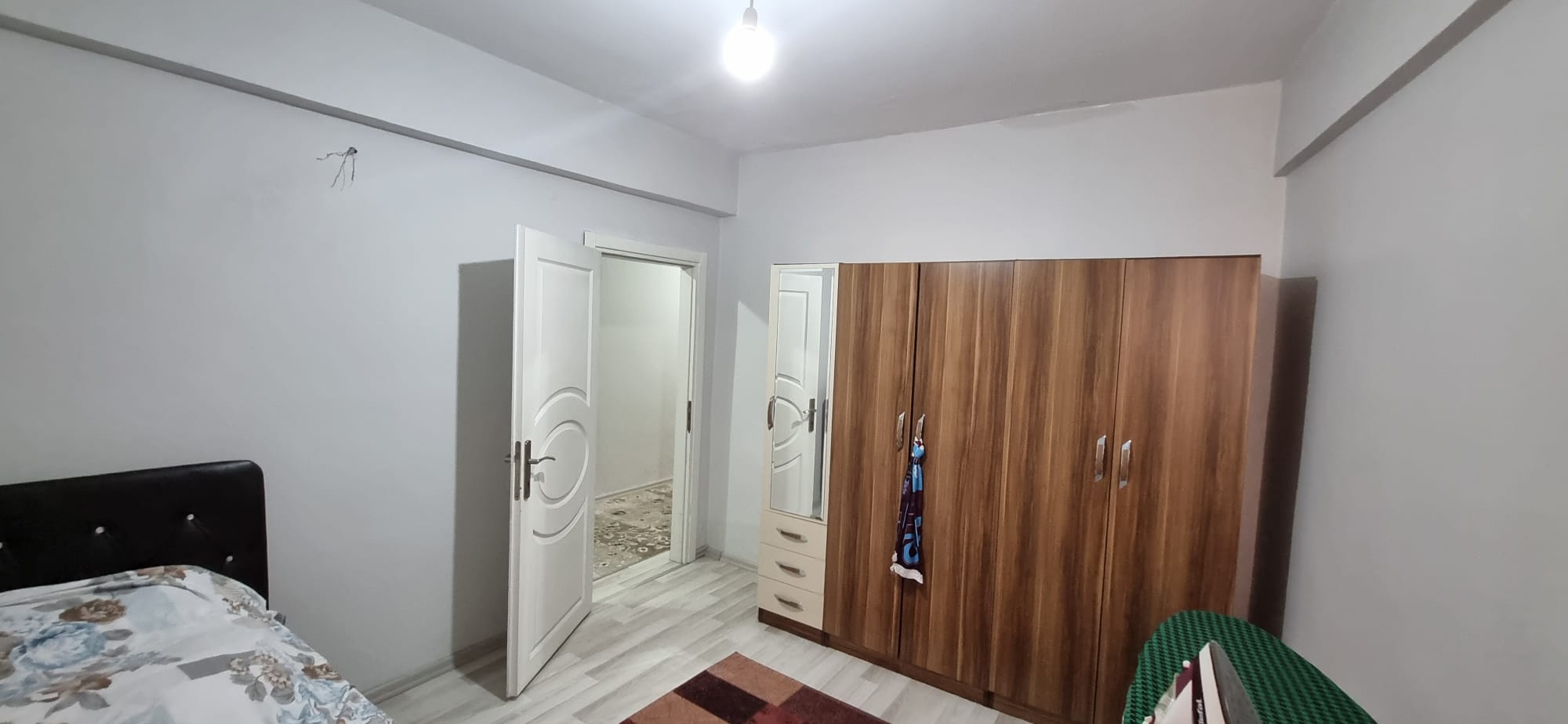 MABEL GAYRİMENKUL TAKSİM KARAKOLU ARKASI TEMİZ 3+1 DAİRE