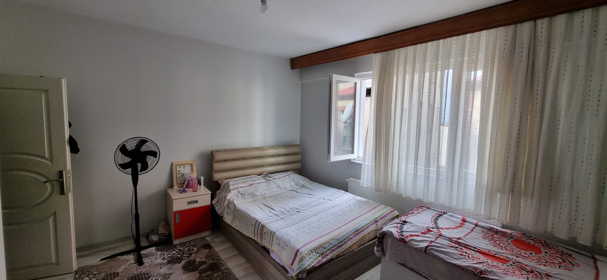 MABEL GAYRİMENKUL TAKSİM KARAKOLU ARKASI TEMİZ 3+1 DAİRE