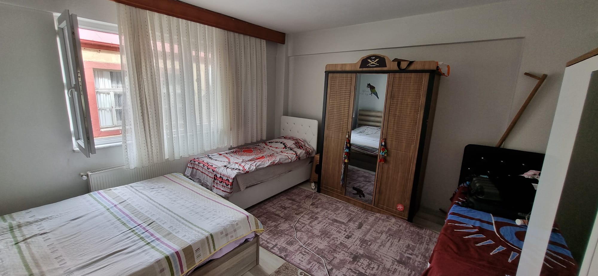 MABEL GAYRİMENKUL TAKSİM KARAKOLU ARKASI TEMİZ 3+1 DAİRE