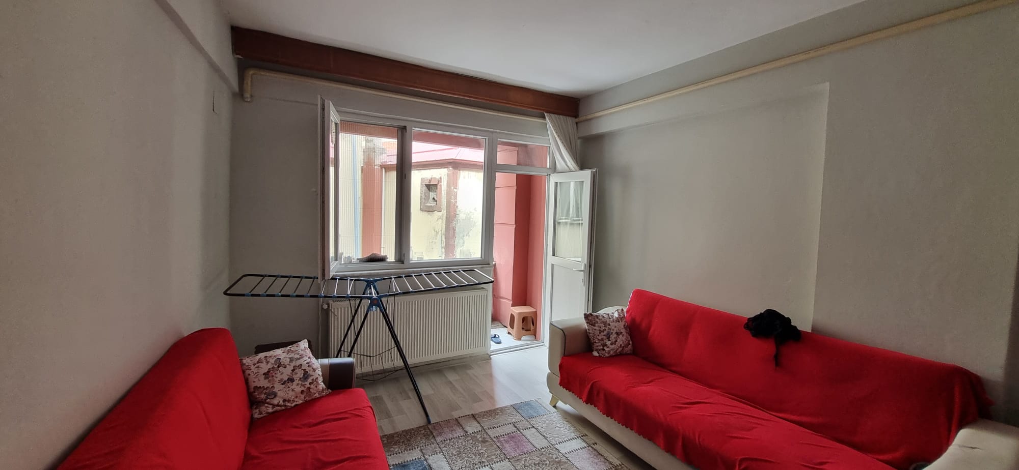 MABEL GAYRİMENKUL TAKSİM KARAKOLU ARKASI TEMİZ 3+1 DAİRE