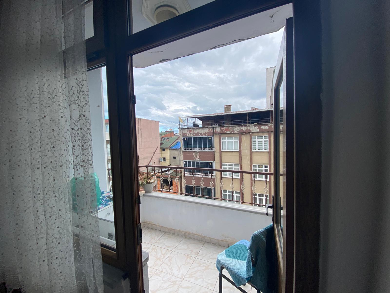 MABEL'DEN SAKARYA MAH. MAĞZALARBAŞINDA YOLA CEPHE SATILIK DAİRE