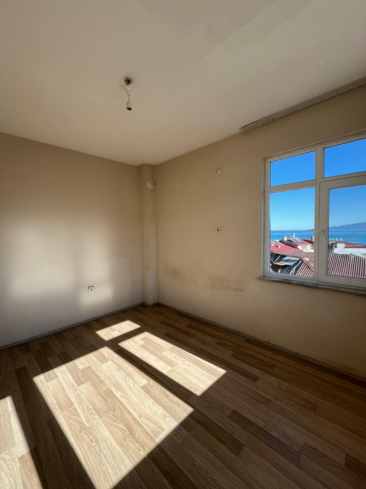 HACI HÜSEYİN MAHALLESİ SATILIK DAİRE