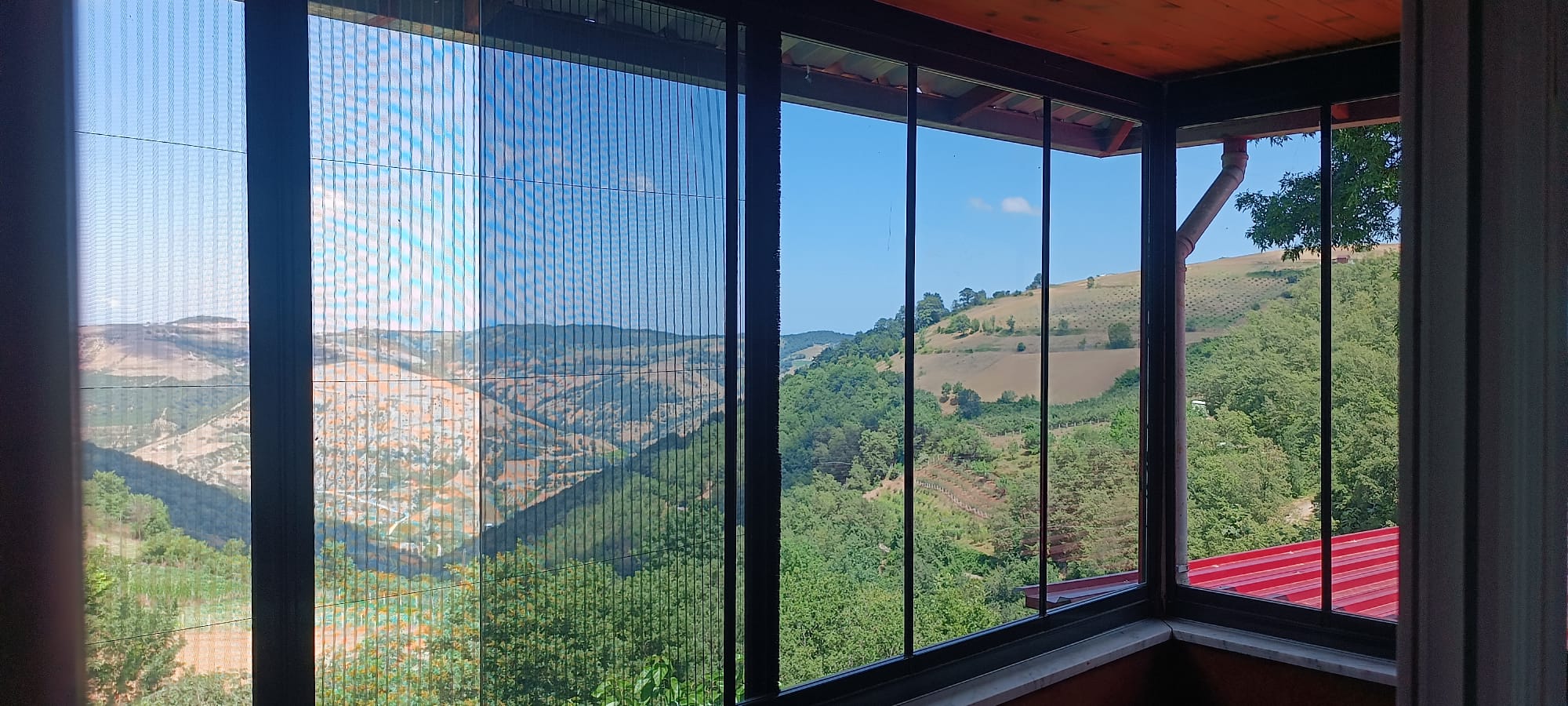 KIZILOĞLAK EV VE TARLA