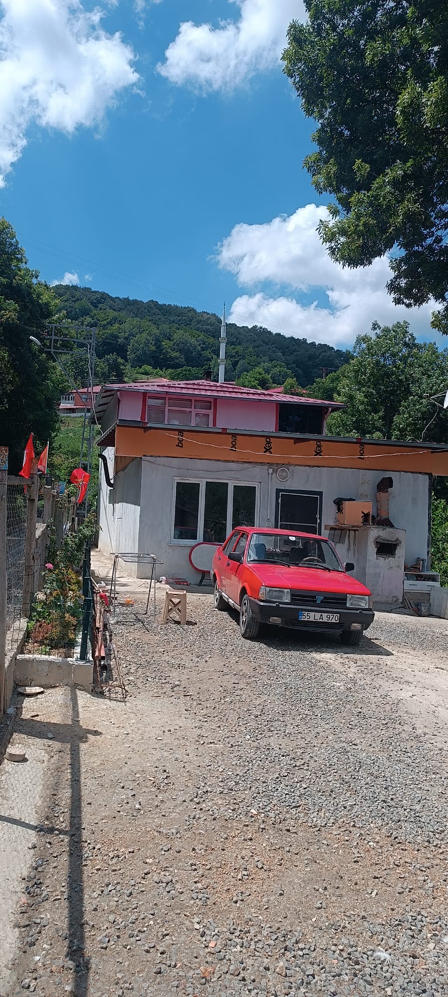 KIZILOĞLAK EV VE TARLA