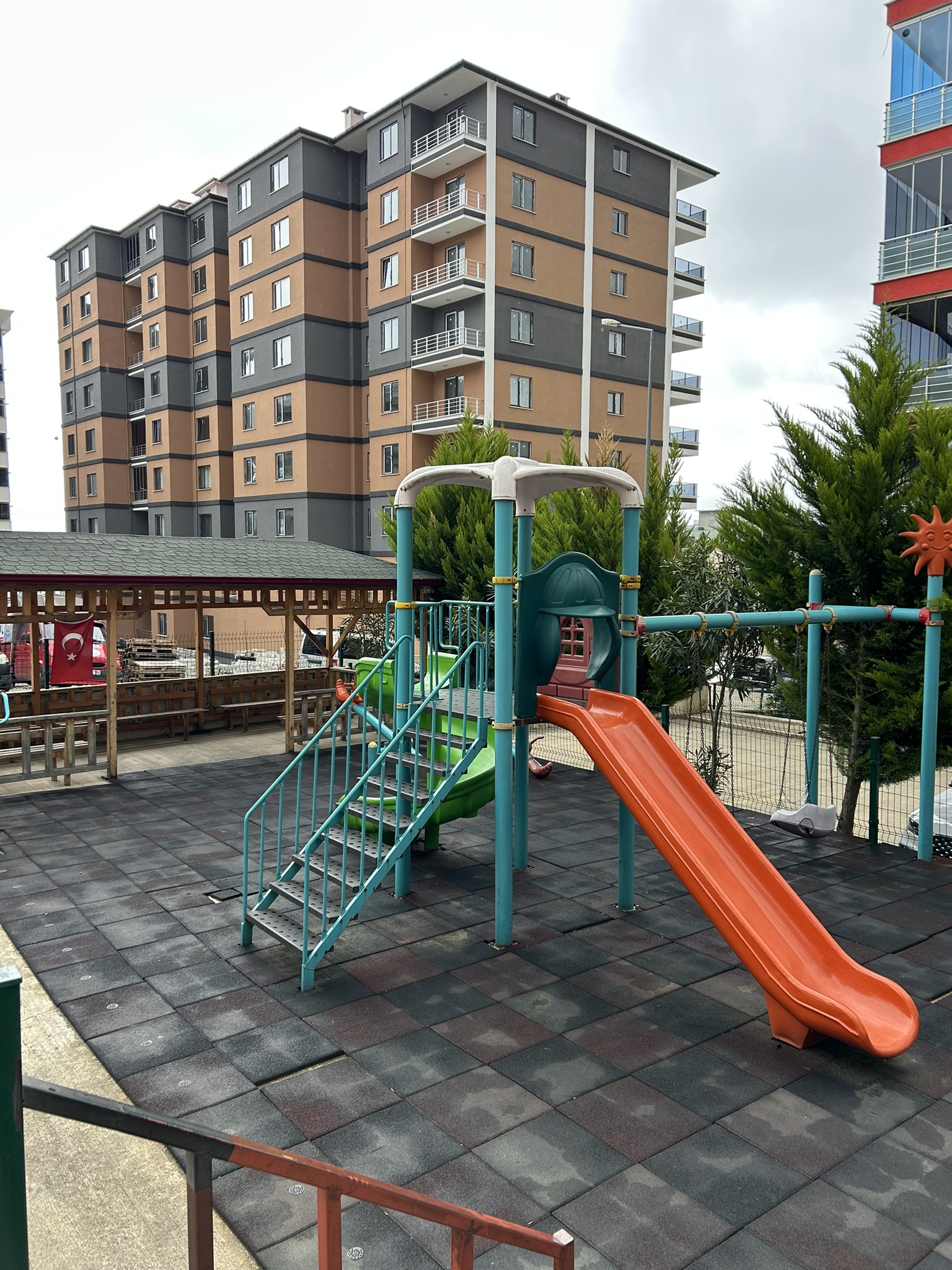 MABEL GAYRİMENKUL ERİKLİMAN MAVİ KENT SİTESİNDE SATILIK DAİRE