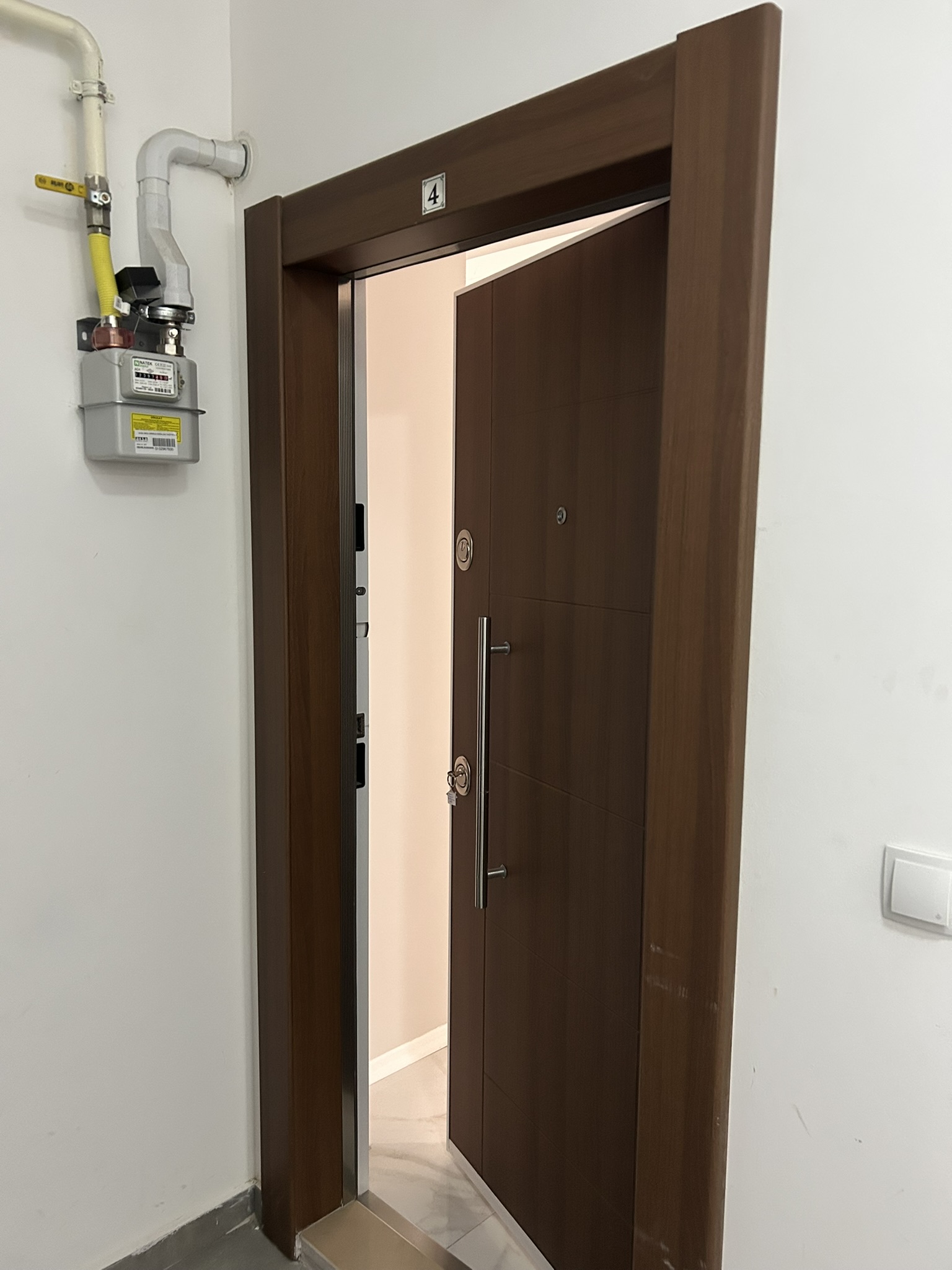 ERİKLİMAN ÖZ MARKET 3+1 KİRALIK DAİRE