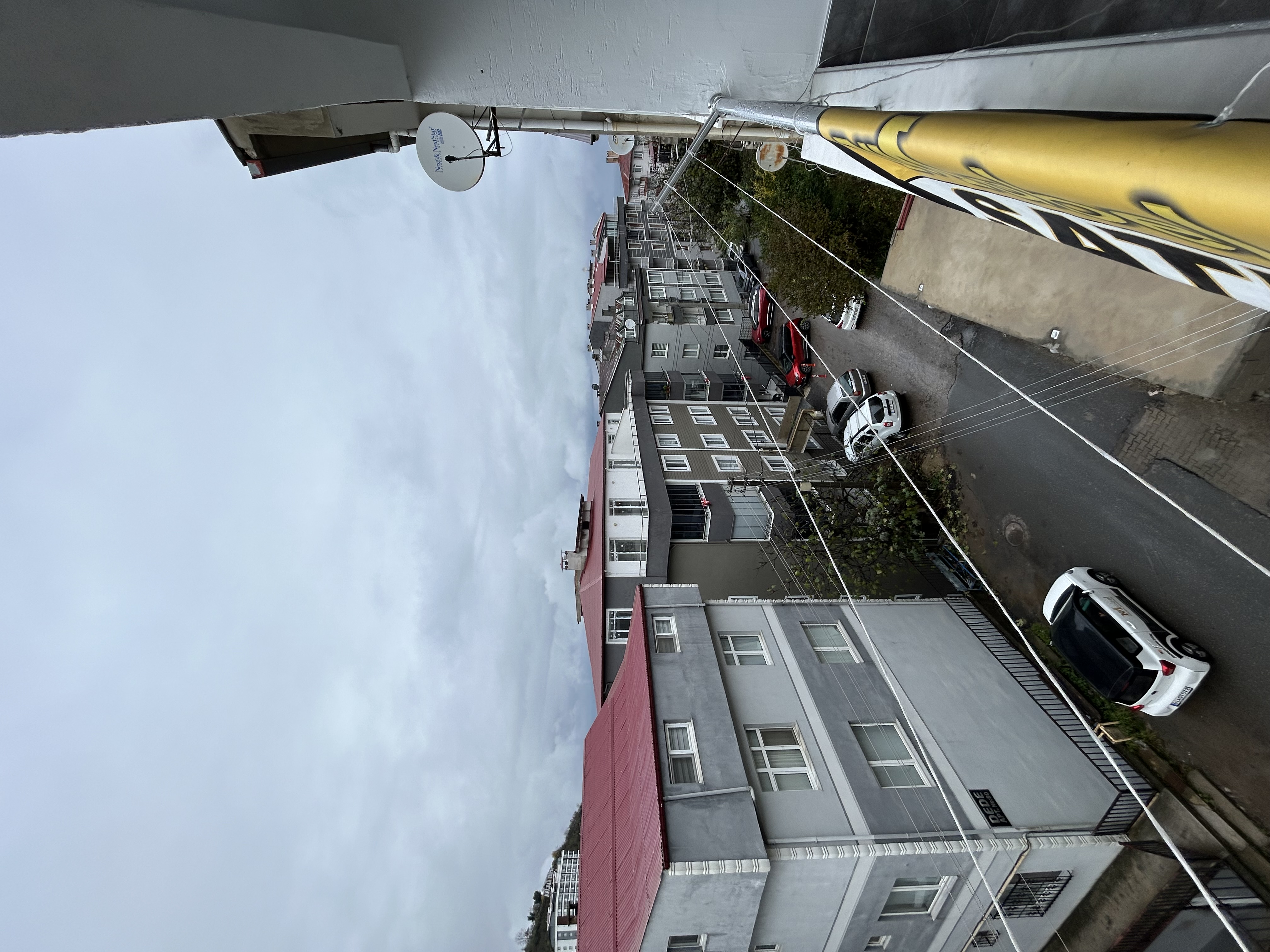 YÜZBAŞISUYU CAD. SATILIK 3+1 DAİRE