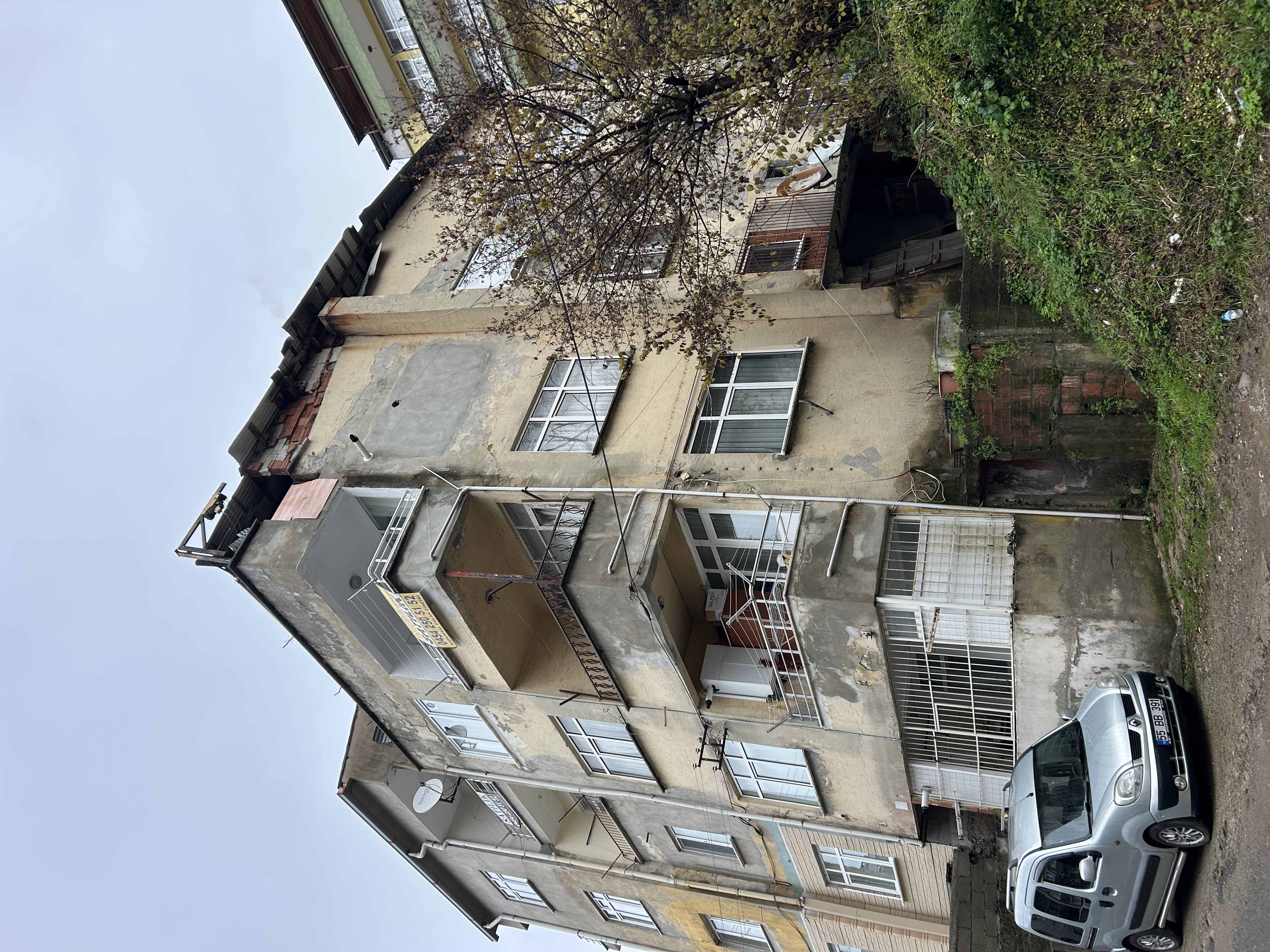 YÜZBAŞISUYU CAD. SATILIK 3+1 DAİRE