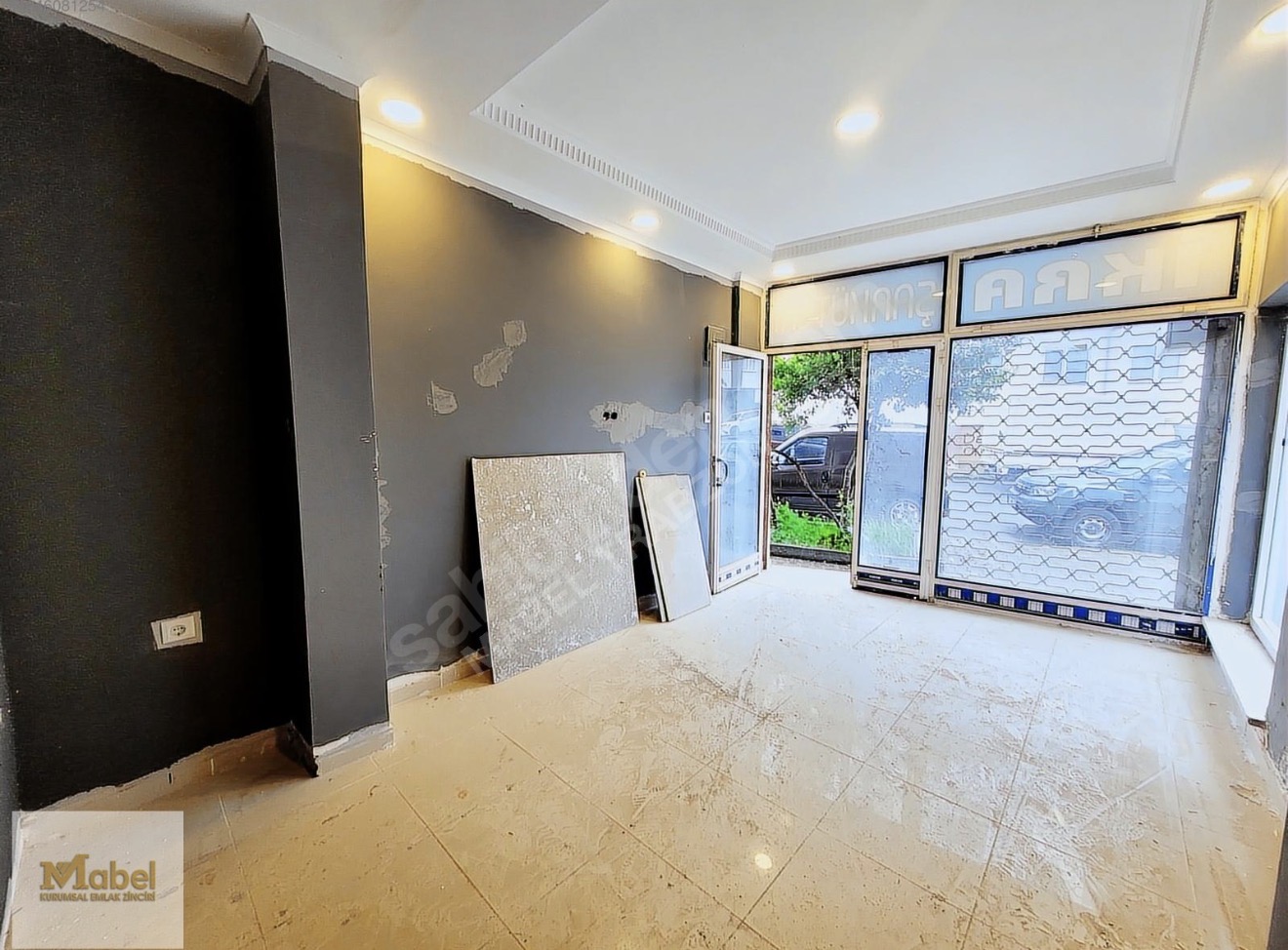 MABEL’DEN ERDOĞDU DA KİRALIK DÜKKAN